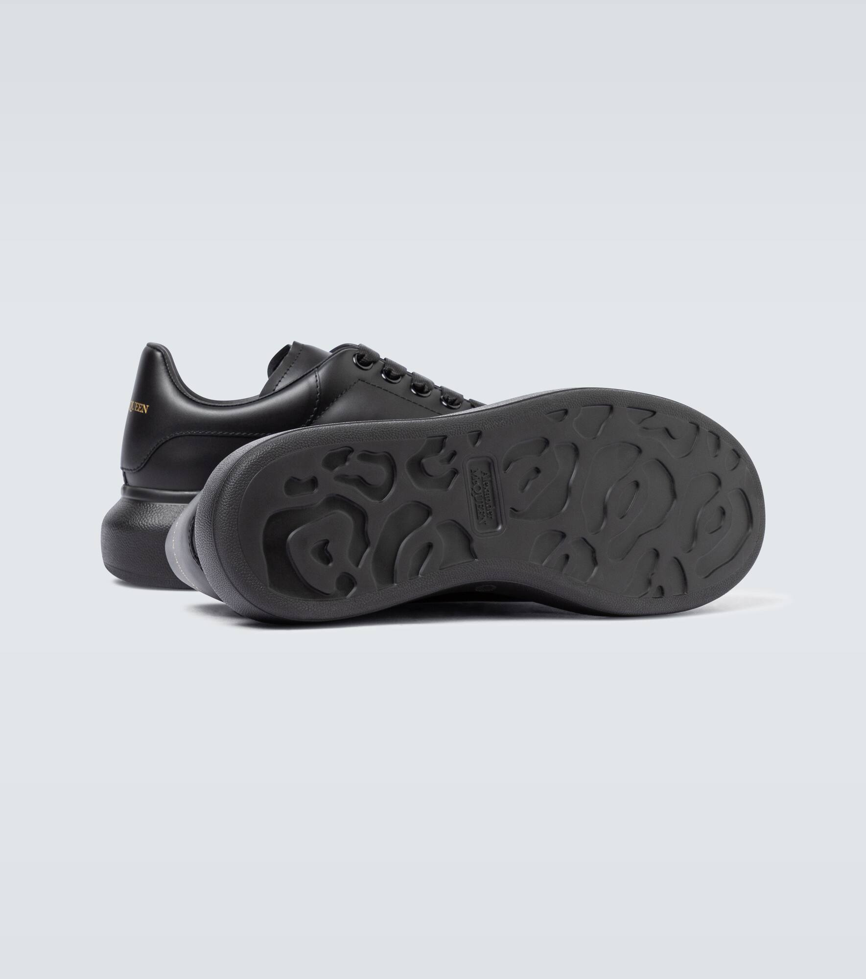 Oversized leather sneakers - 7