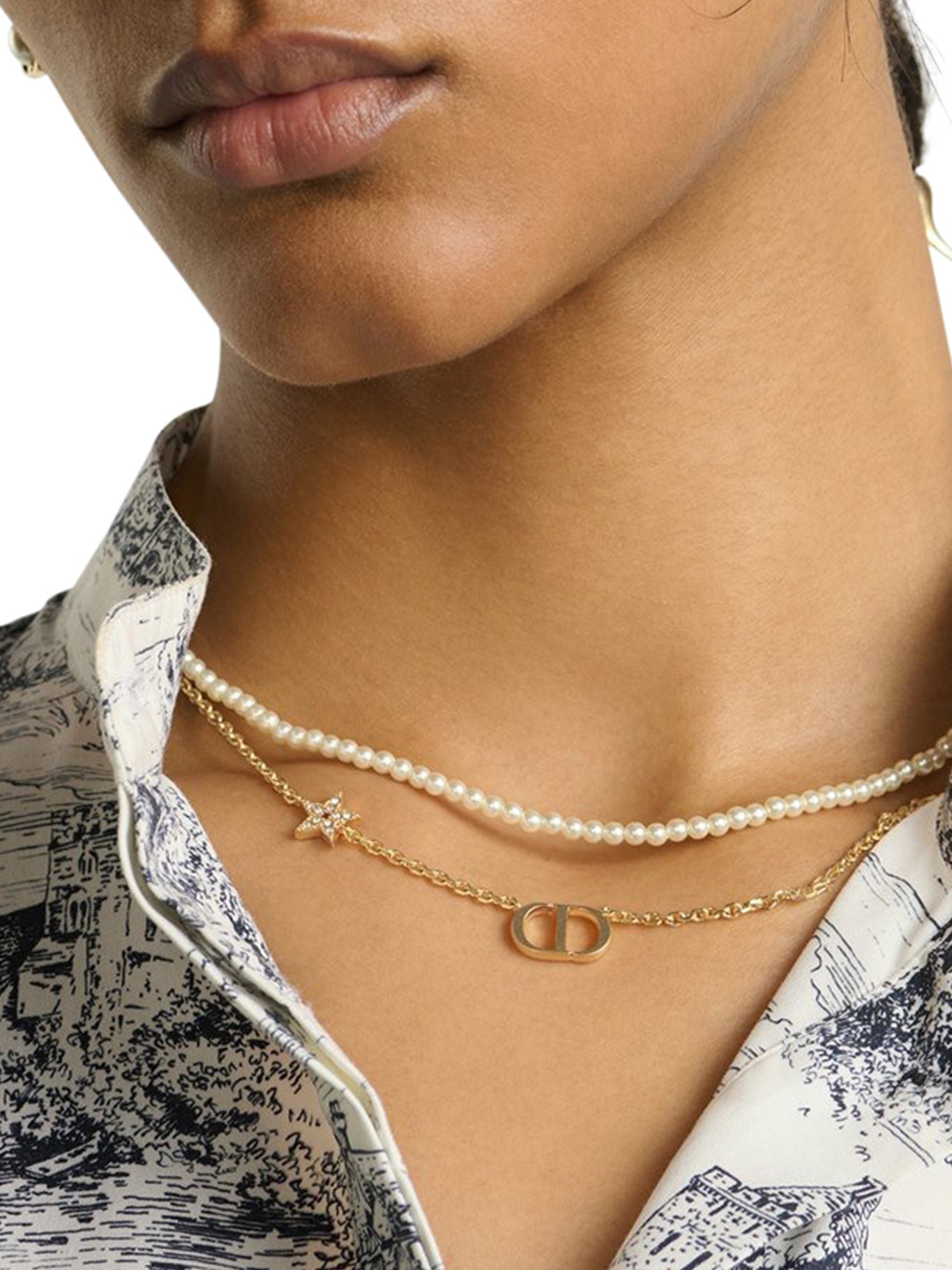 【直営・関税送料込】Petit CD Necklace Petit CD Necklace Gold-Finish Metal and Silver-Tone Crystals