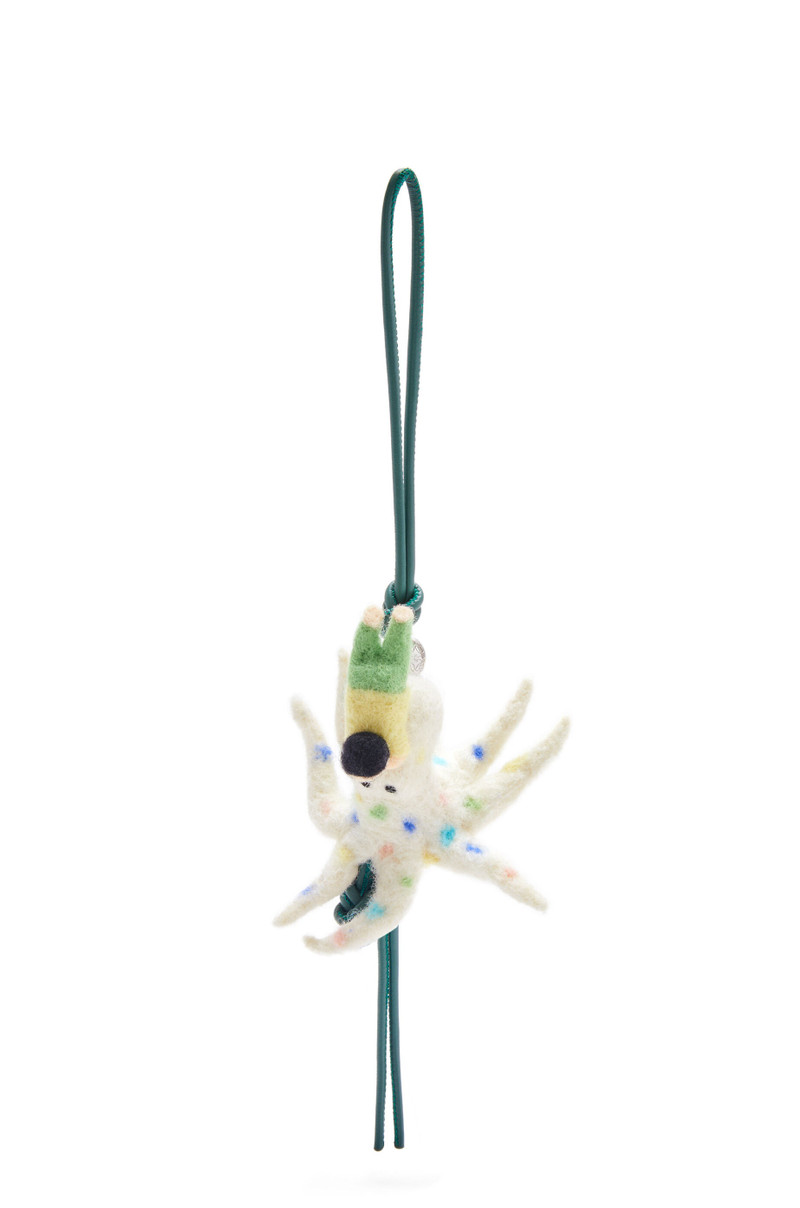 Kid with Octopus charm in felt and calfskin 1