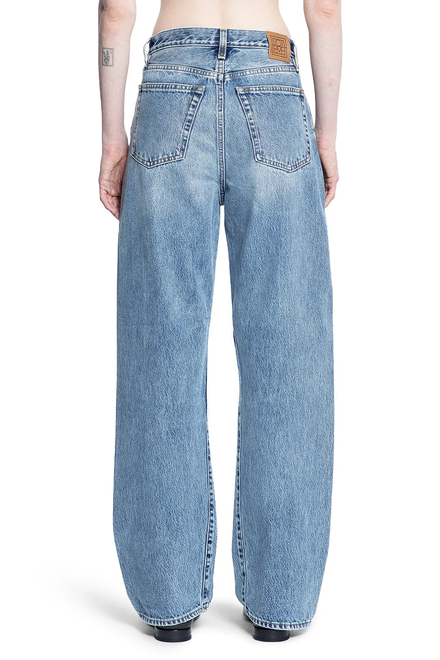 Twisted-Seam-Full-Length-Jeans - 3