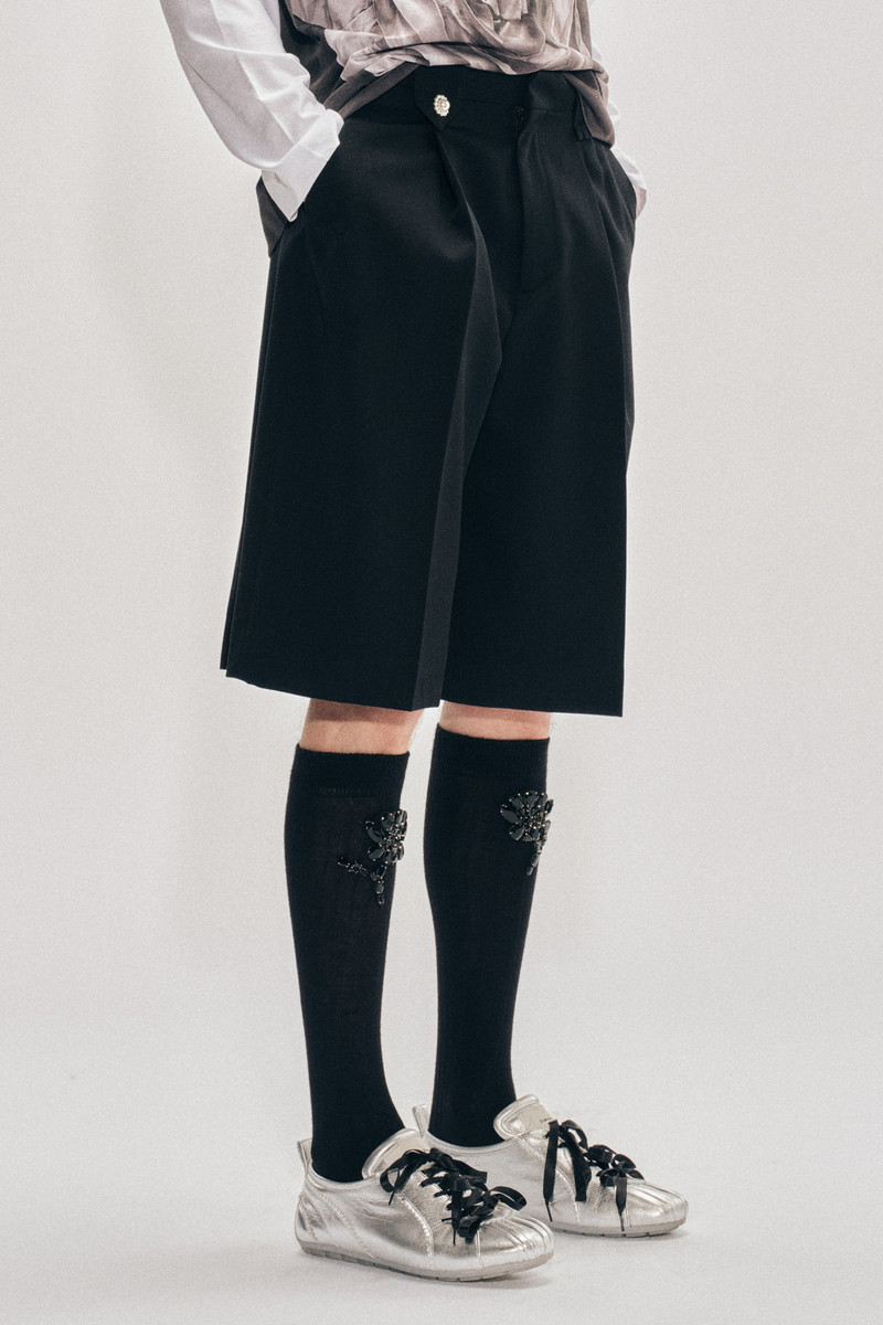 Tailored Wide Leg Belt Loop Tab Shorts 4