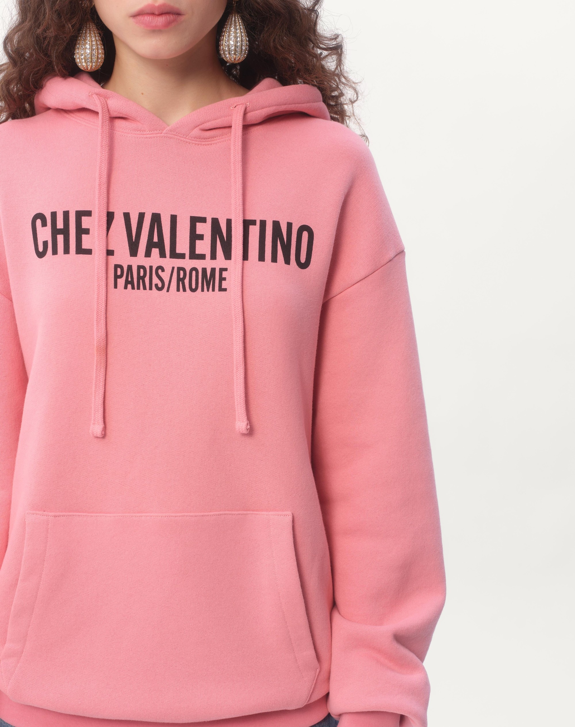 COTTON SWEATSHIRT WITH HOOD AND CHEZ VALENTINO PRINT - 4