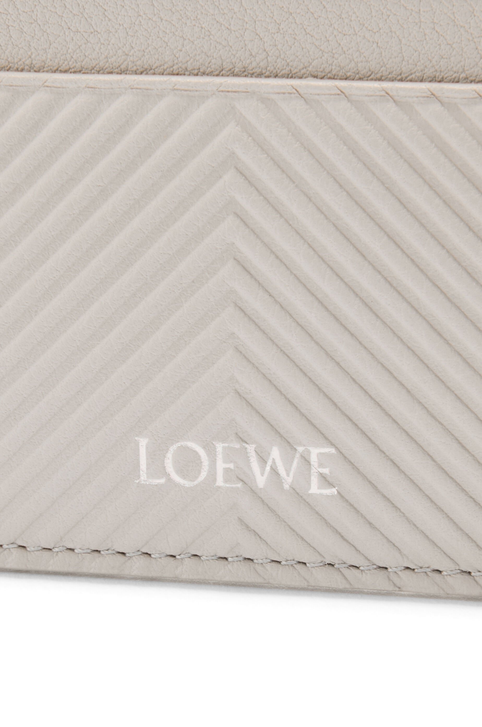Open cardholder in textured classic calfskin - 4