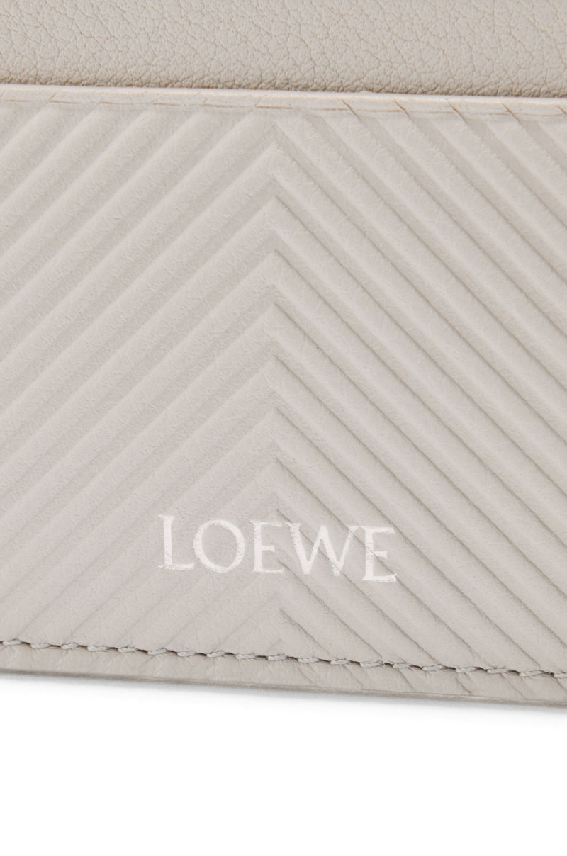 Open cardholder in textured classic calfskin 4