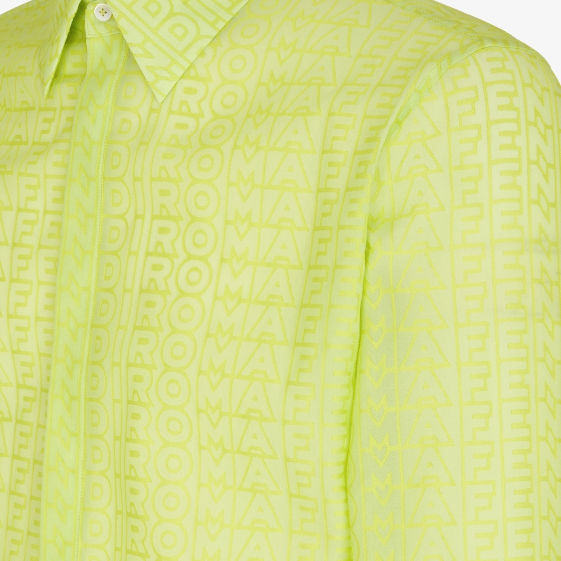 Regular-fit shirt with Italian-style collar. Concealed closure with buttons. Part of the Fendi by Ma - 3