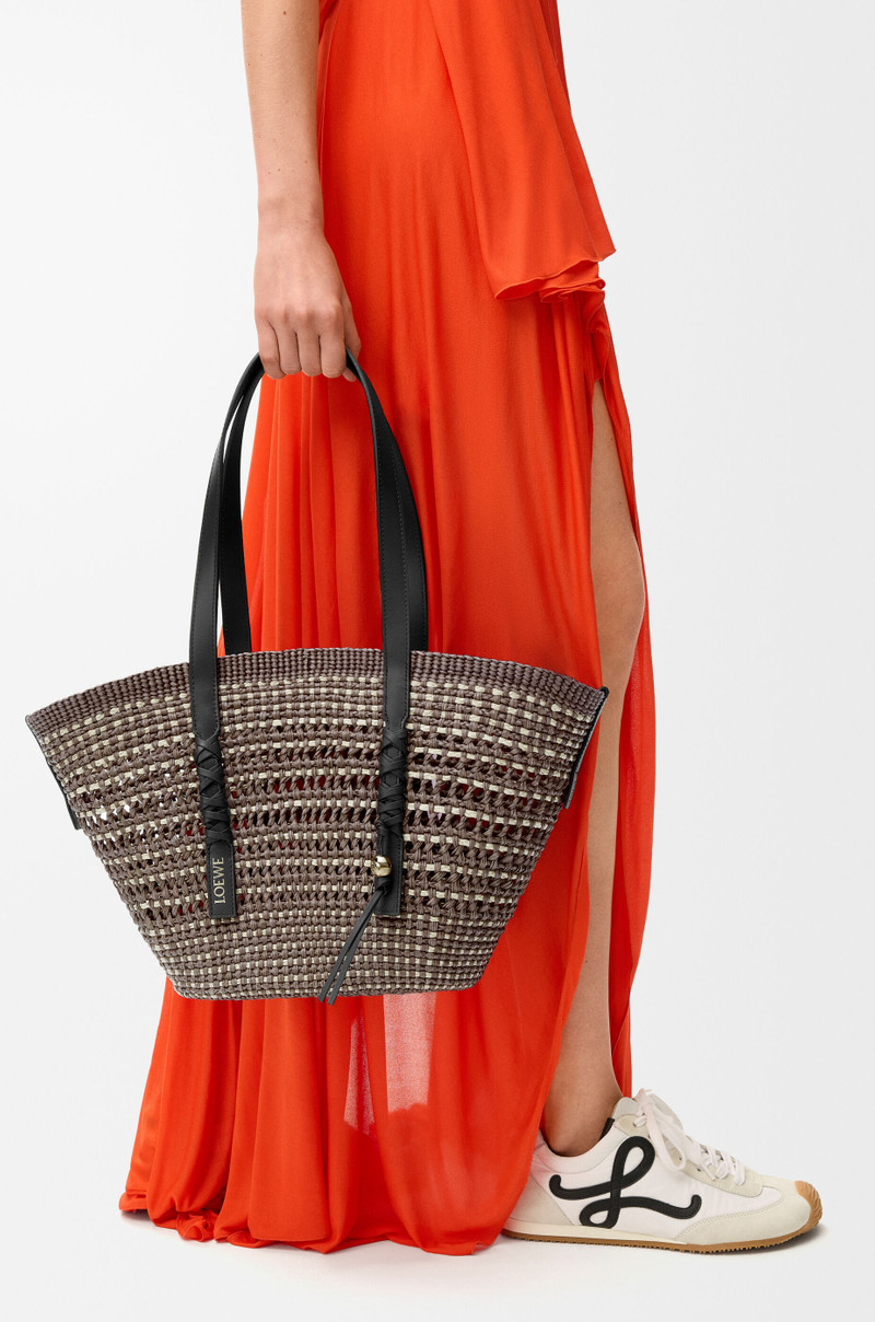 Loewe Medium Braid basket in iraca palm and calfskin outlook
