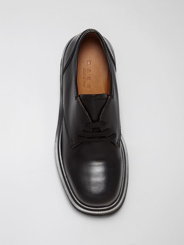 LACE-UP IN SHINY SMOOTH CALFSKIN - 4