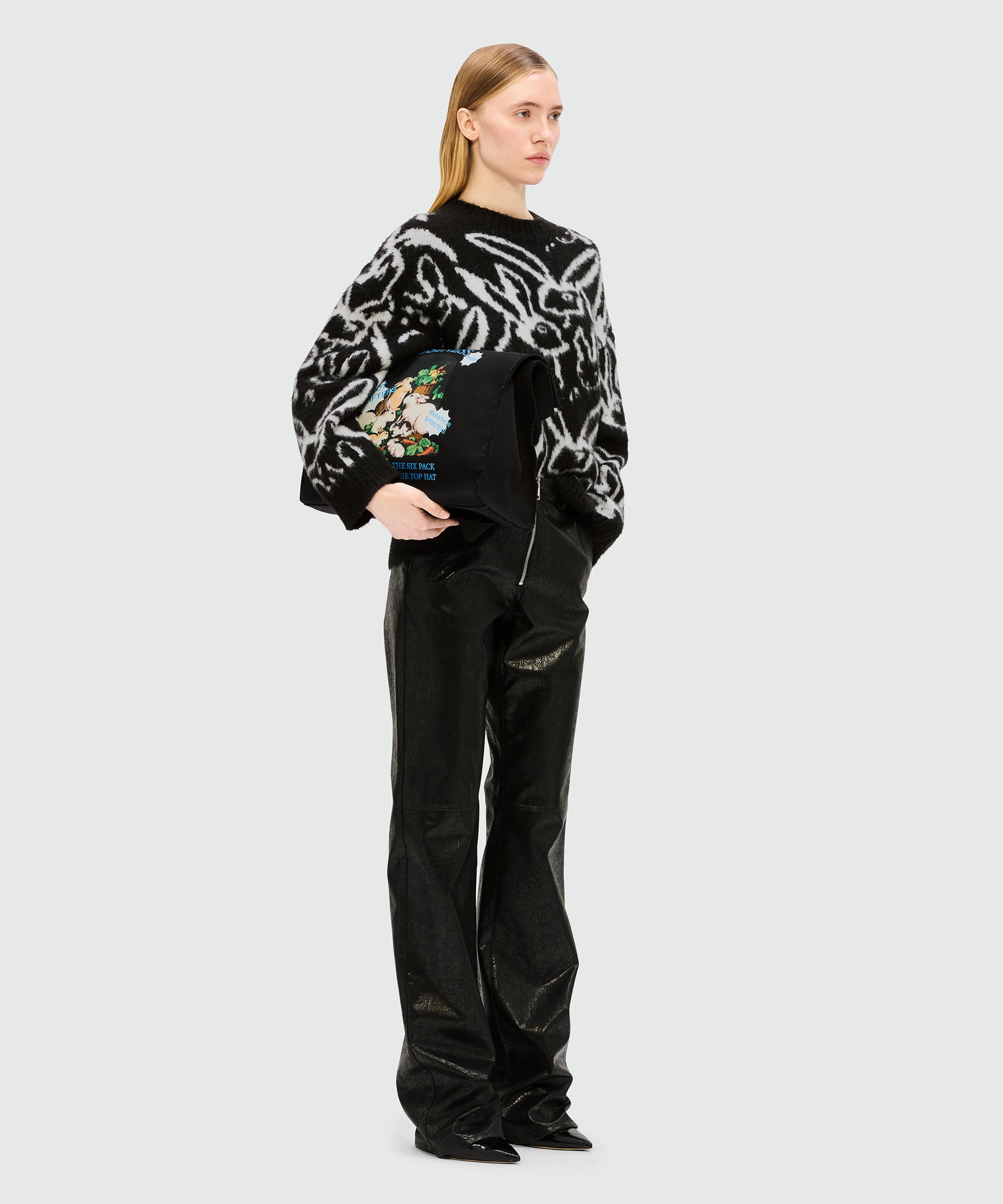 Black brushed mohair sweater with "Sketched Bunnies" jacquard pattern - 4