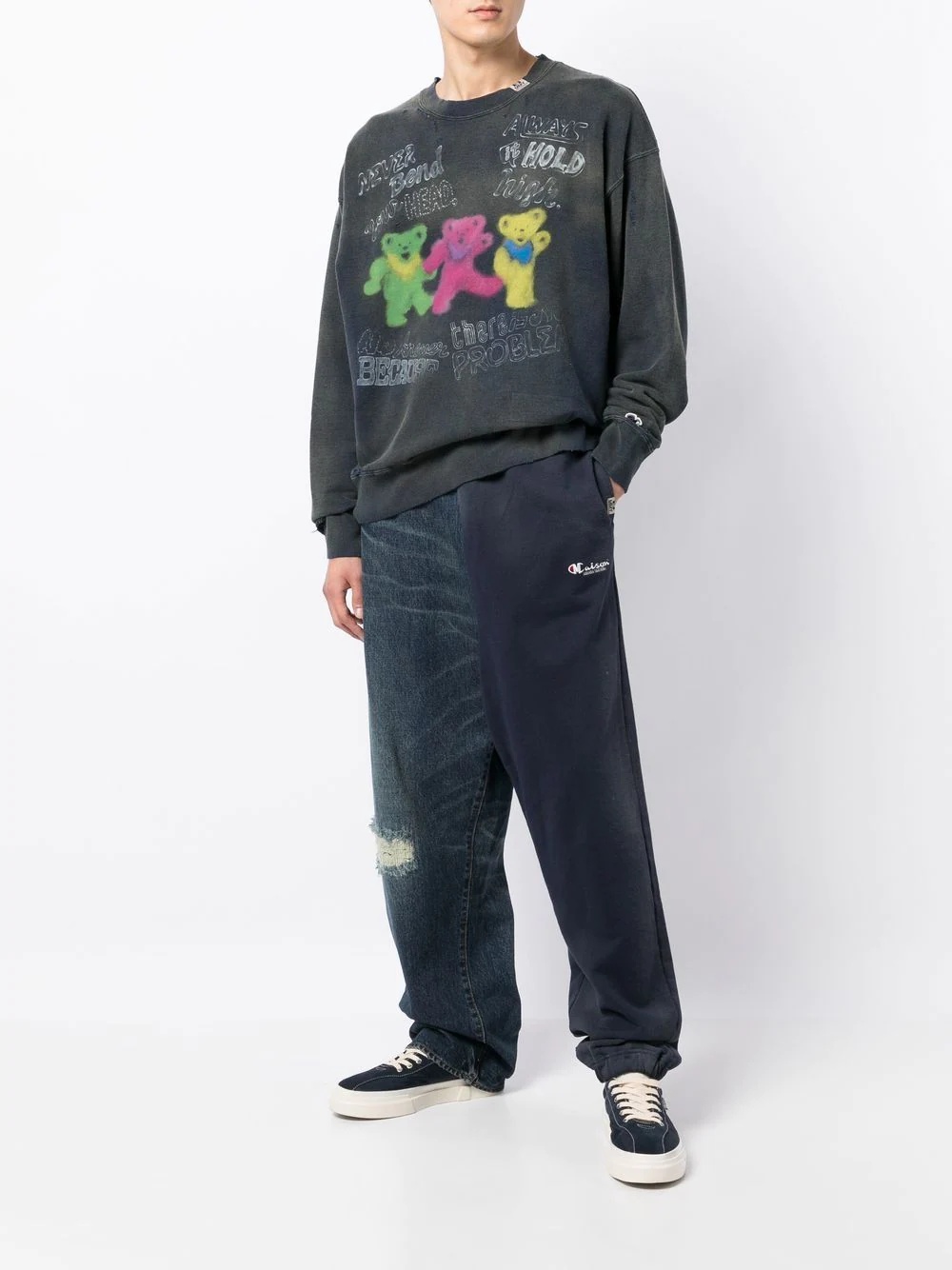 graphic-print crew-neck sweatshirt - 2