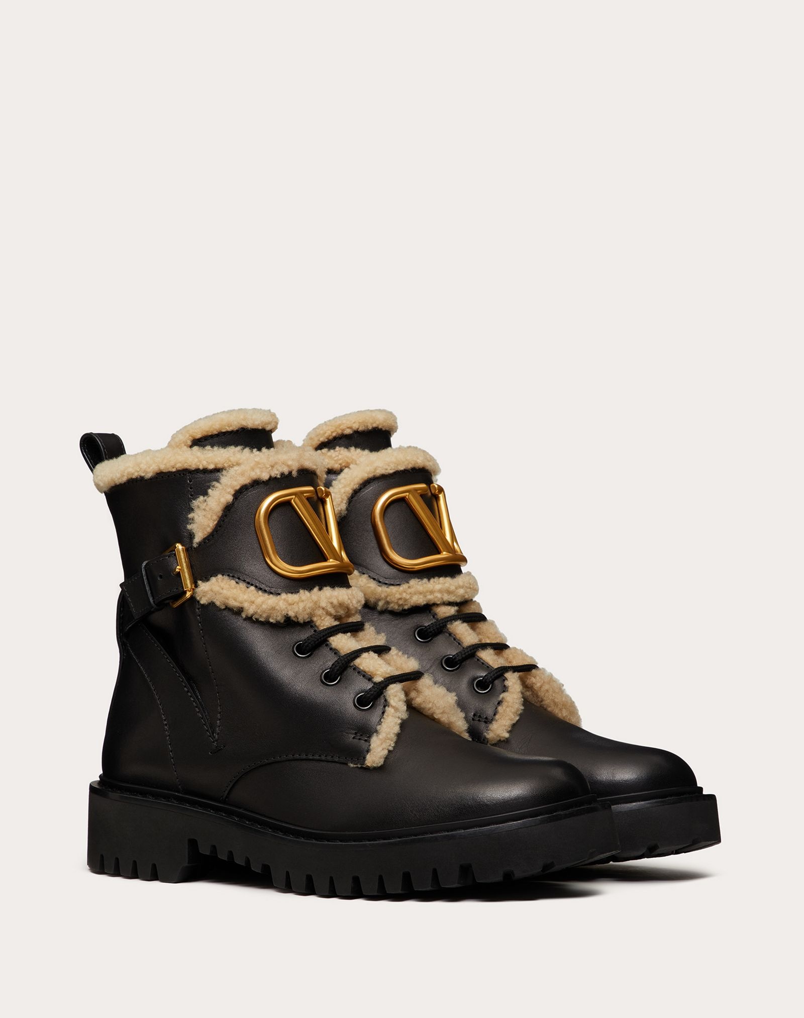 VLogo Signature Calfskin and Shearling Combat Boot 35 mm - 2