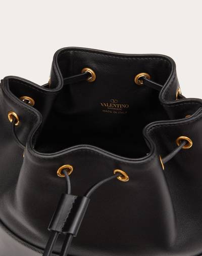 Valentino MINI BUCKET BAG IN NAPPA WITH VLOGO SIGNATURE CHAIN outlook
