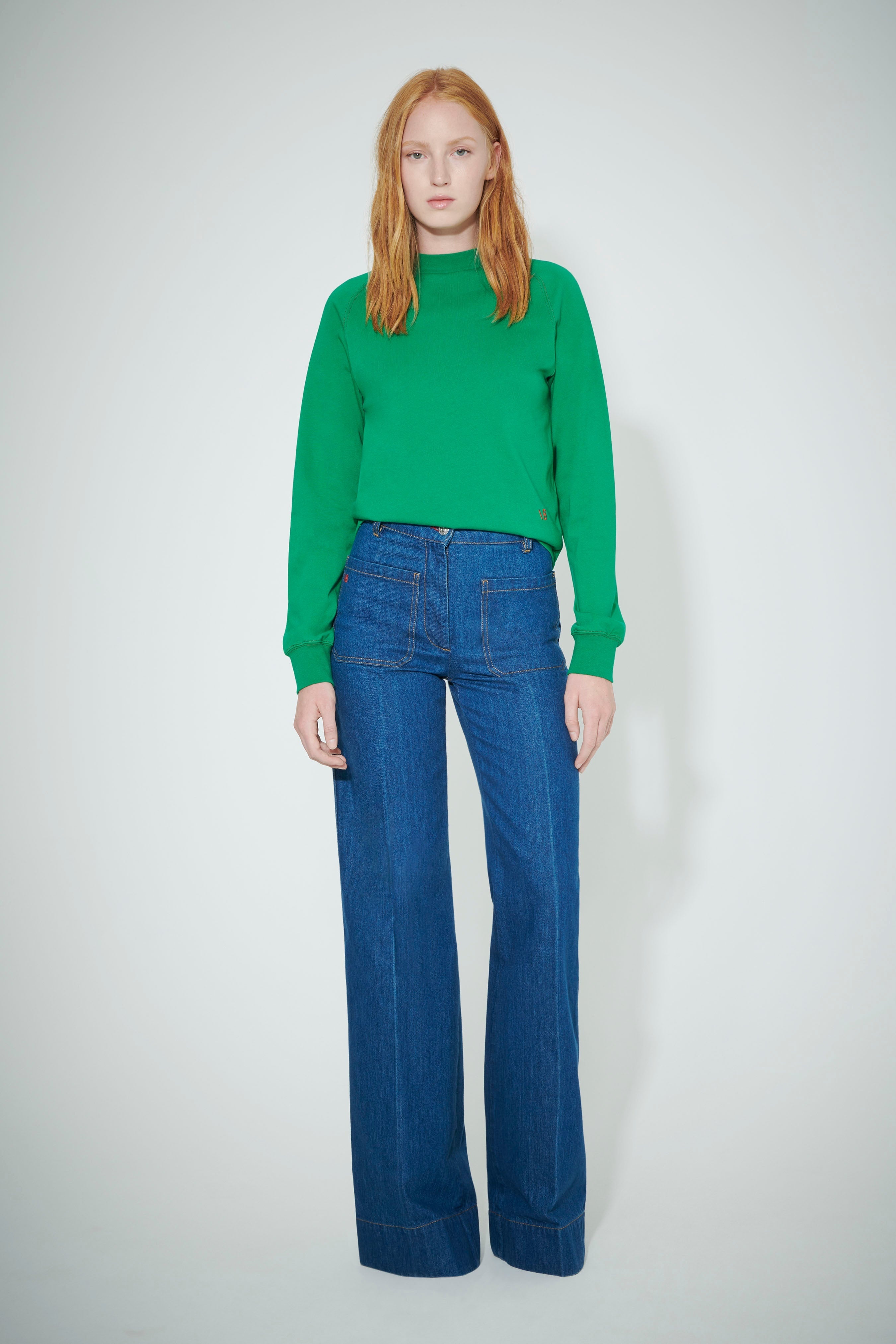 Long Sleeve Sweatshirt in Green - 5