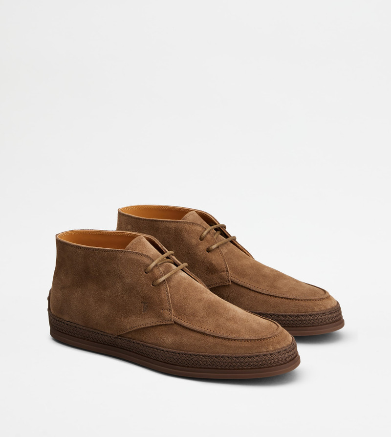 DESERT BOOTS IN SUEDE - BROWN 2