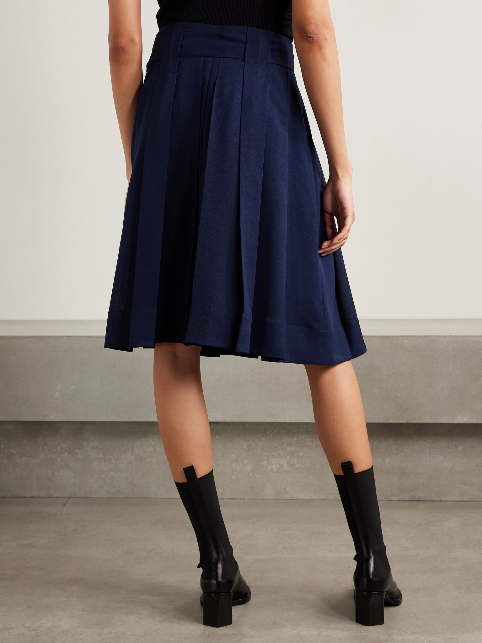 Jess belted pleated crepe skirt Navy - 4