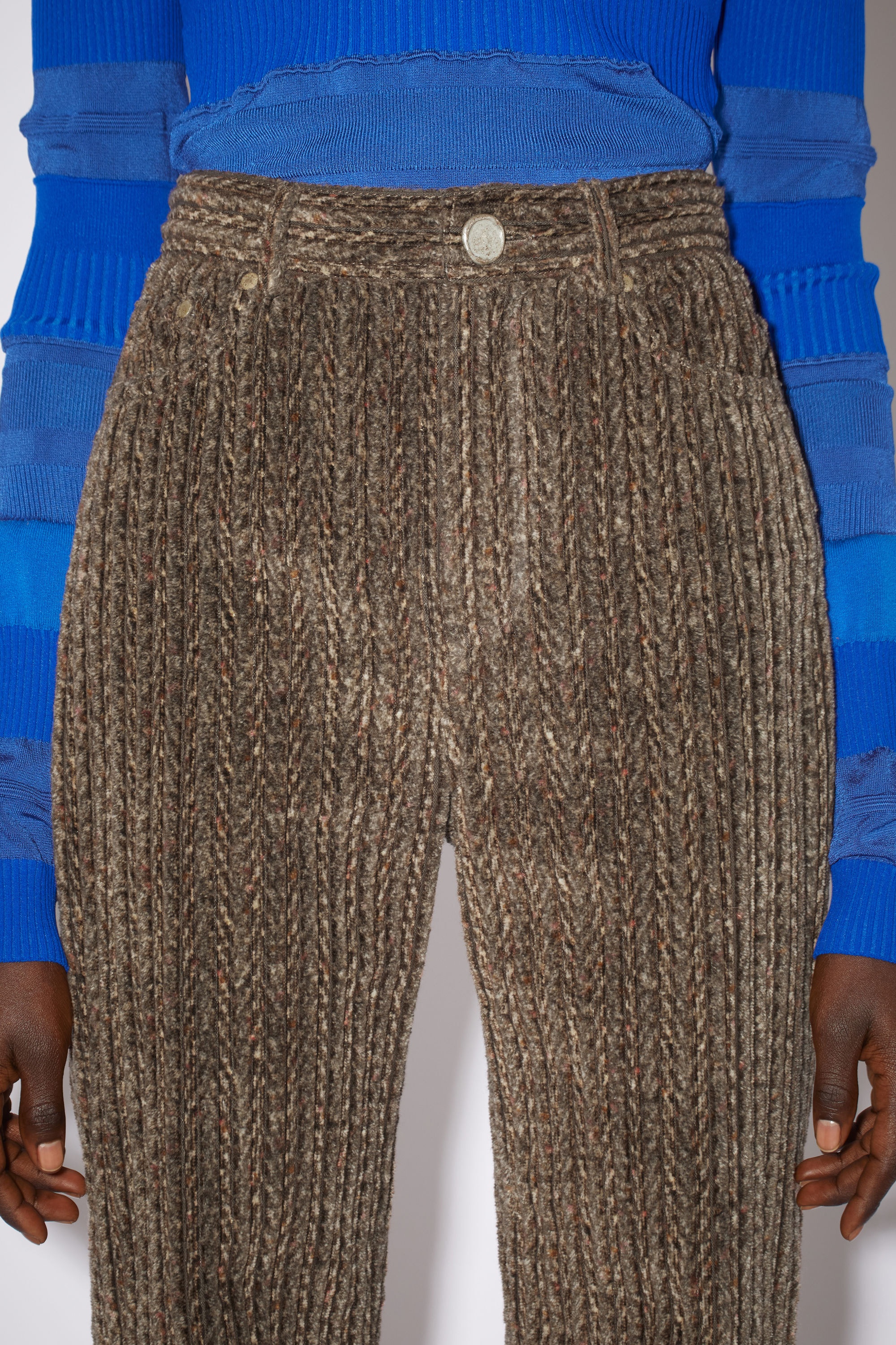 Regular fit corduroy trousers - Brown - 5