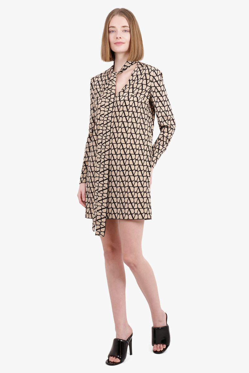 Valentino TOILE ICONOGRAPHE MINI SILK DRESS | BEIGE/NERO outlook
