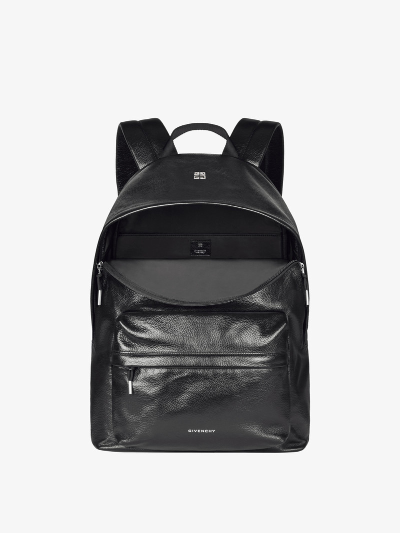 OVERSIZED ESSENTIAL U BACKPACK IN GRAINED LEATHER 5