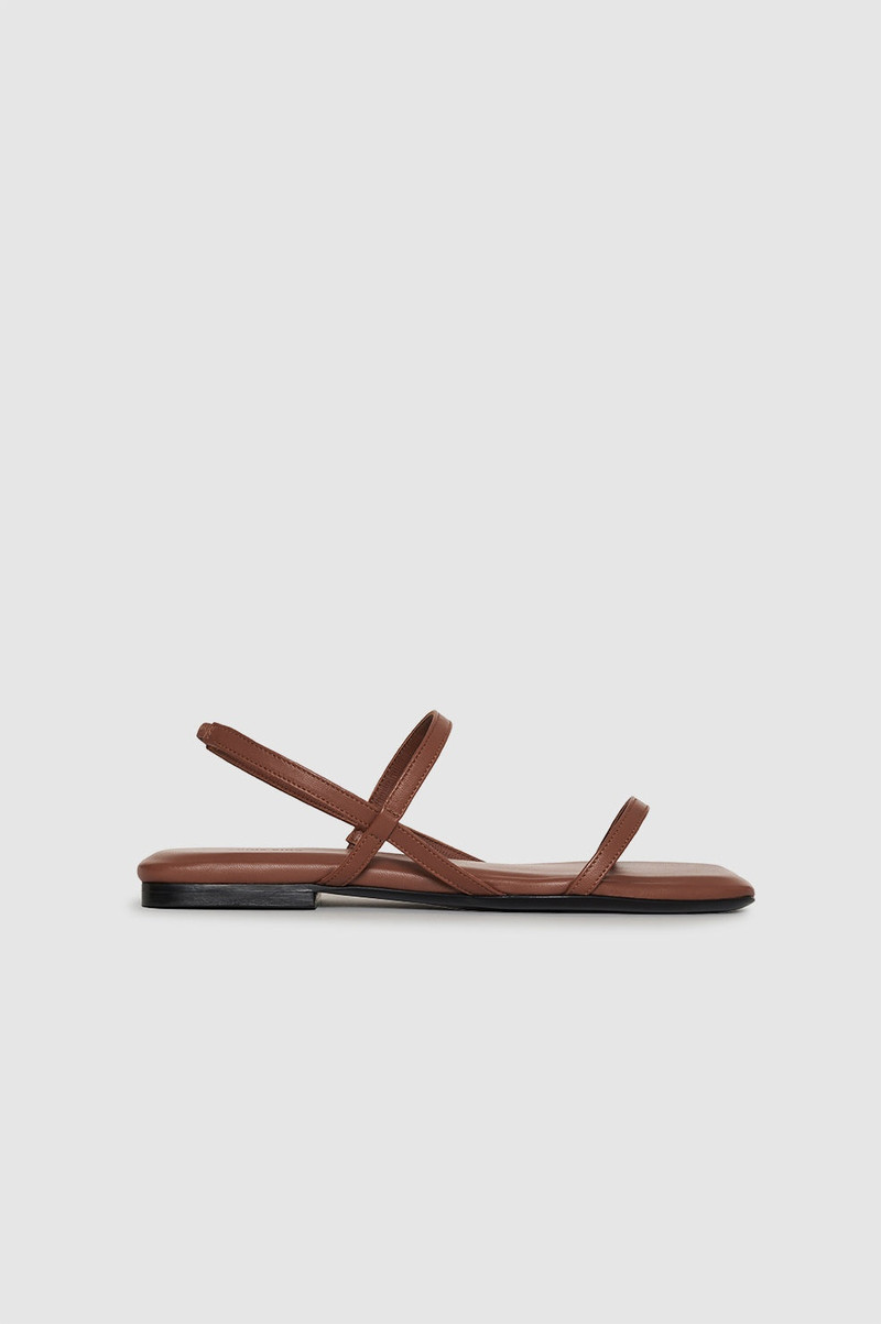 Hilda Flat Sandals - Cognac 1