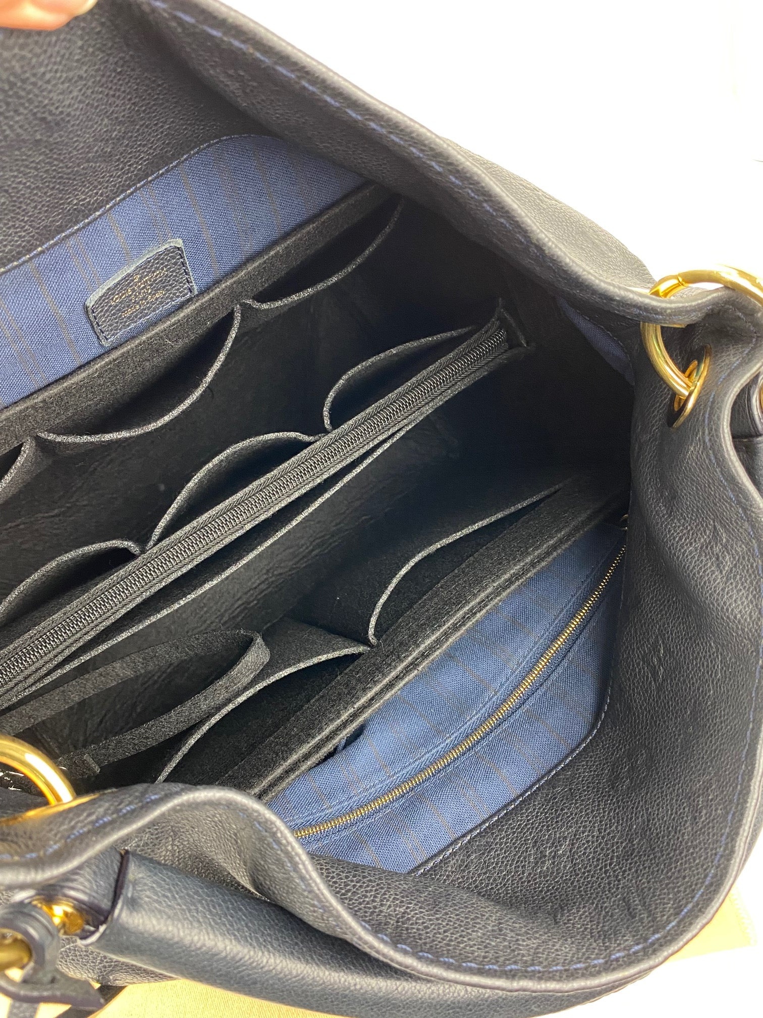 LOUIS VUITTON Artsy MM Monogram Empreinte Infini Blue Tote Hand Bag M93448 Pre owned - 10