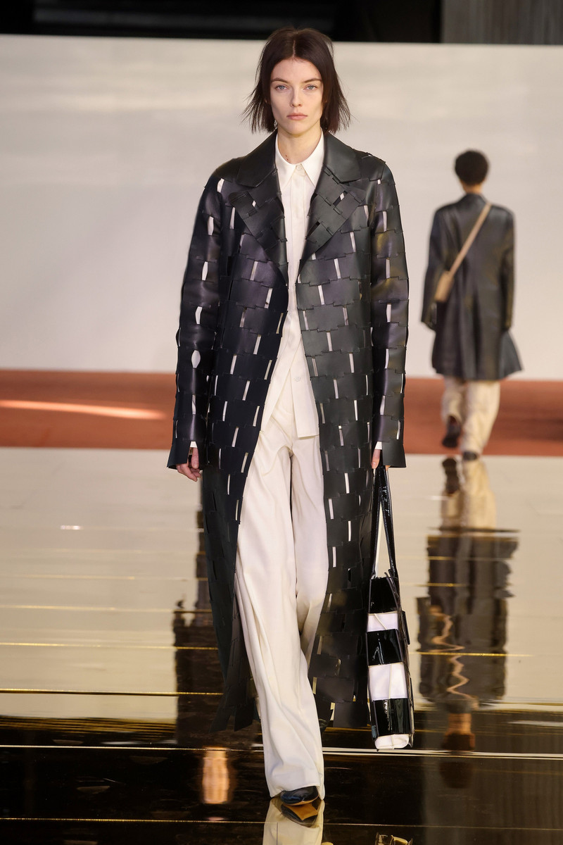 GABRIELA HEARST Nesbitt Coat in Black Leather outlook