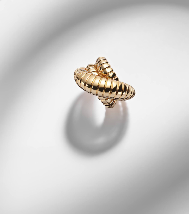 Magnus 18kt gold ring 5