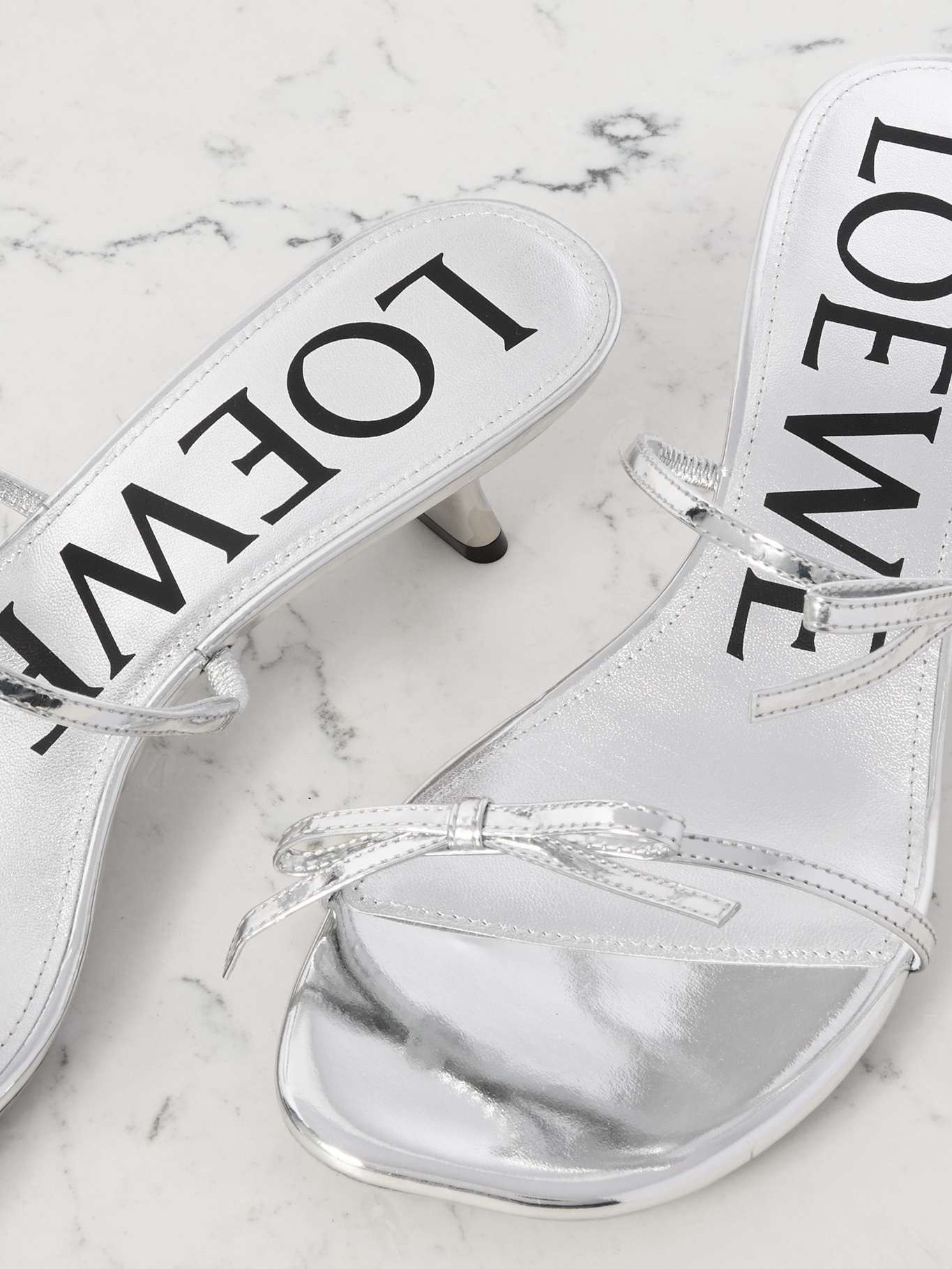 Loewe Petal Bow metallic leather sandals Silver | netaporter