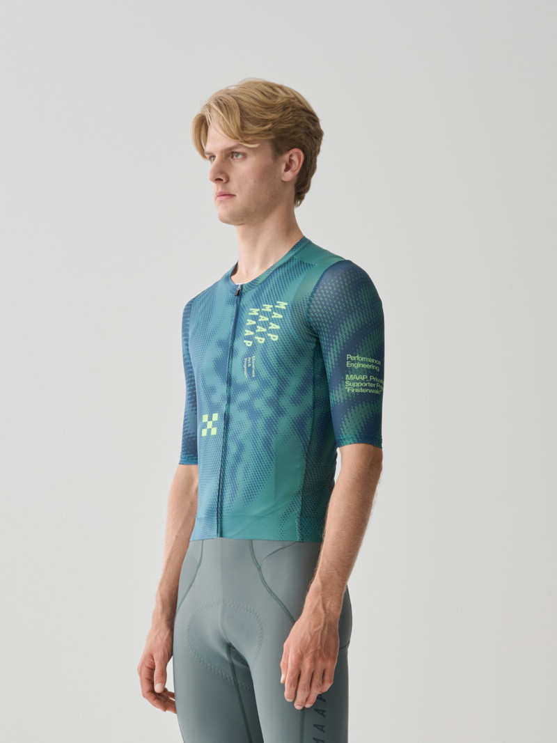 MAAP Privateer R.F Pro Air Jersey 3.0 outlook
