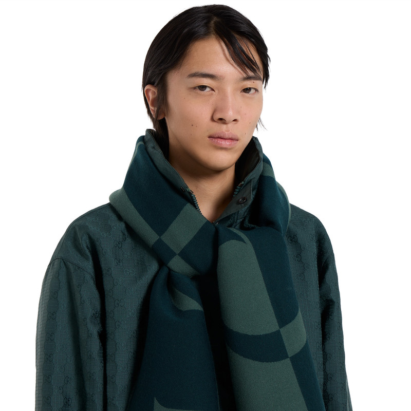 Wool scarf with Gucci logo 4