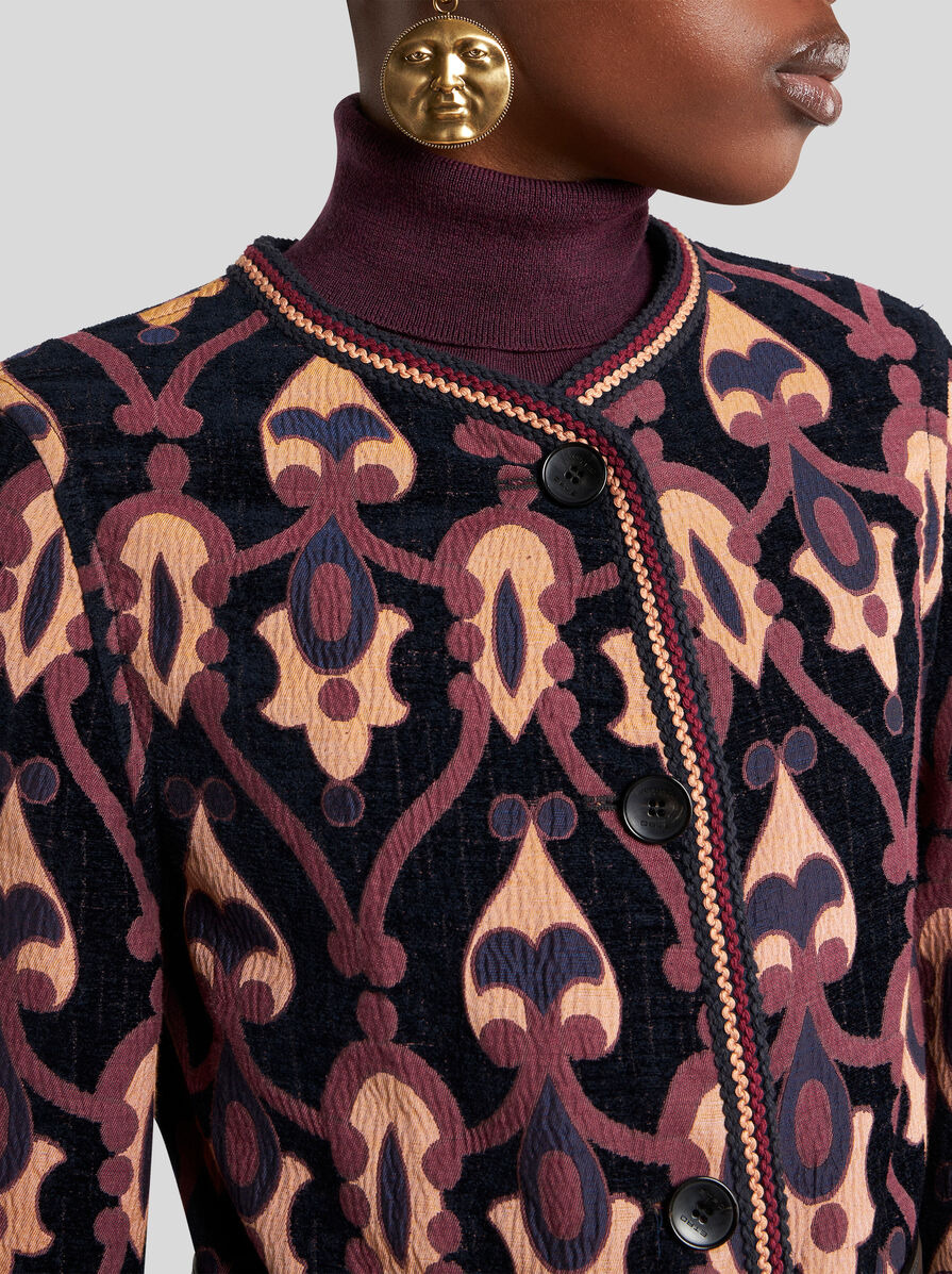 REVERSIBLE CHENILLE JACQUARD COAT - 3