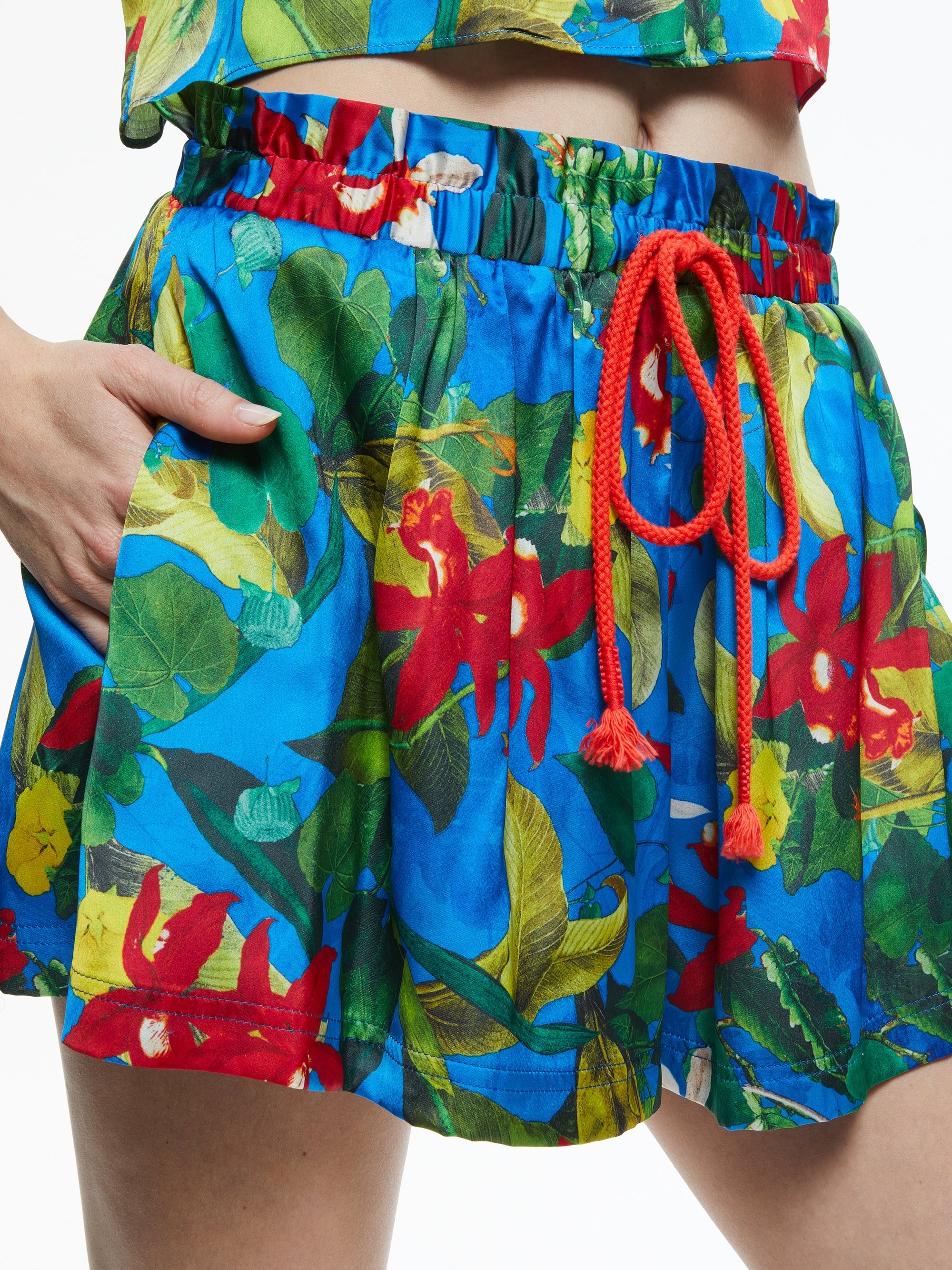 ALAINE SHORT WITH DRAWSTRING WAIST - 5