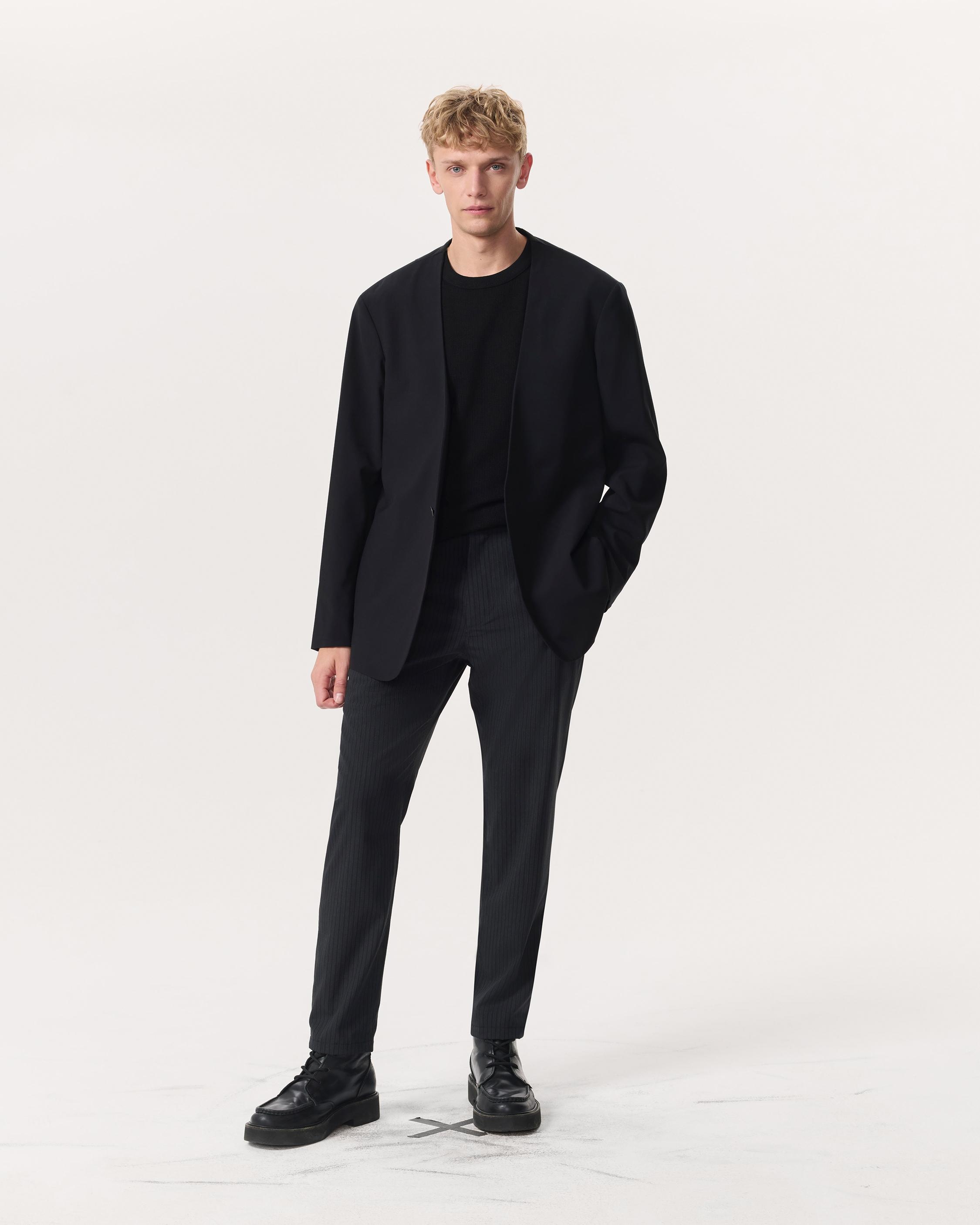 Collarless Japanese Wool-Blend Ripstop Blazer - 4