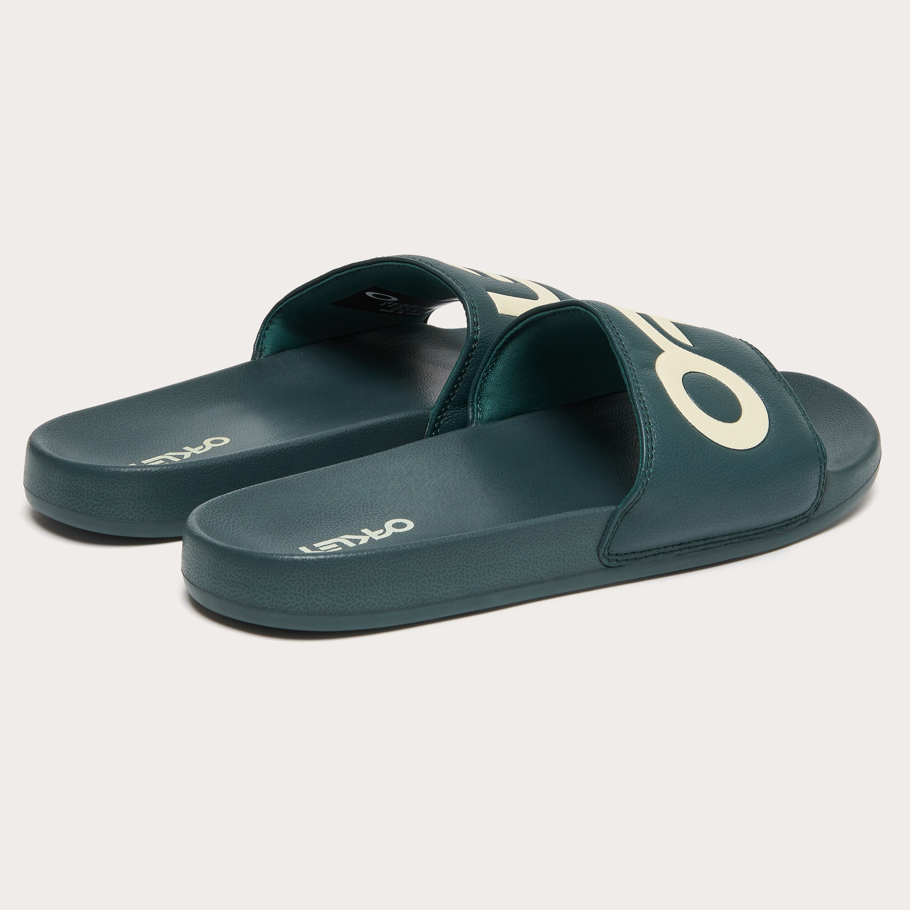 Oakley B1B Slide 2.0 - 4