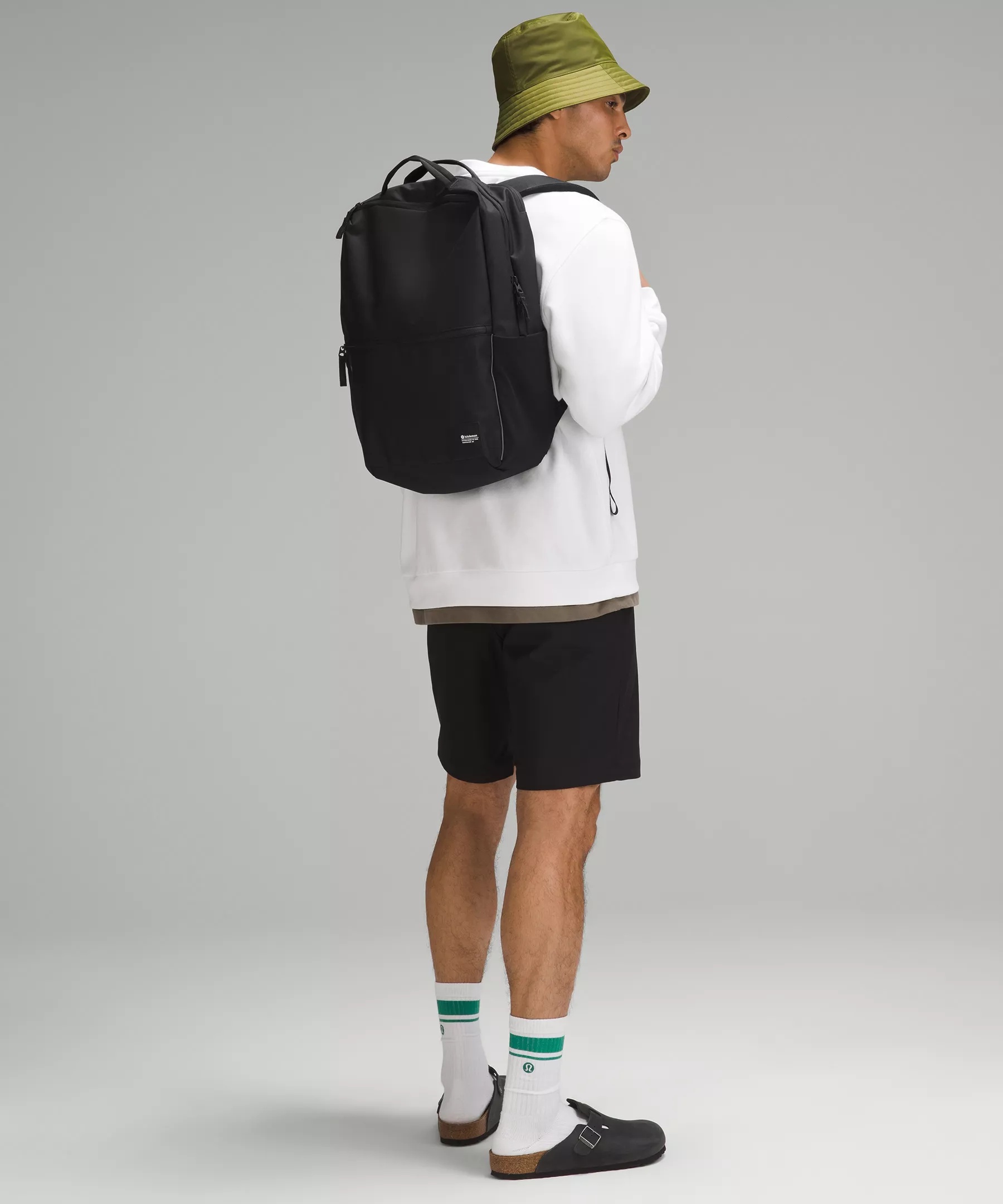 Double-Zip Backpack 22L - 6