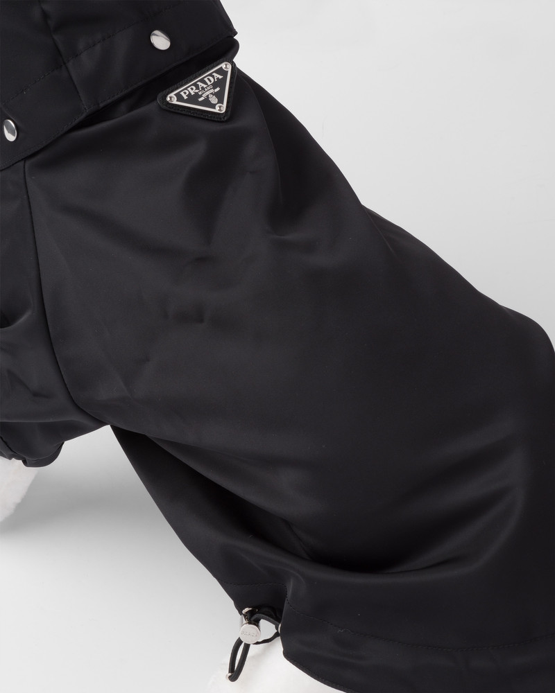 Re-Nylon dog raincoat with hood 3