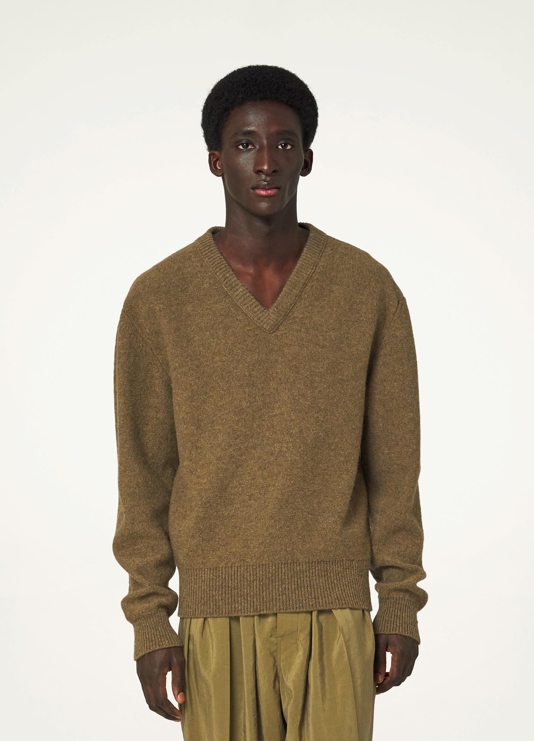 Lemaire V-NECK SWEATER | REVERSIBLE