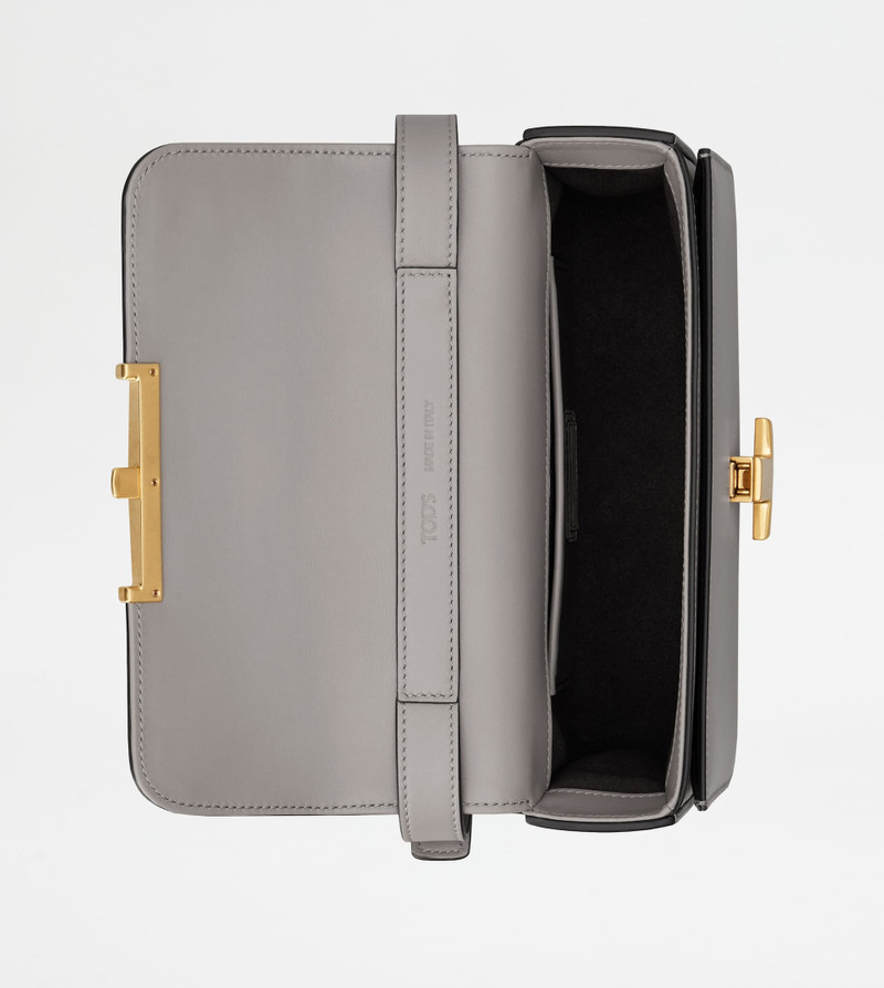 T TIMELESS CROSSBODY BAG IN LEATHER MICRO - GREY 4