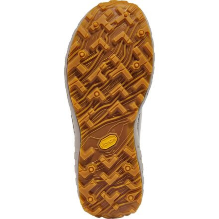 003 Shoe - Women's - 2
