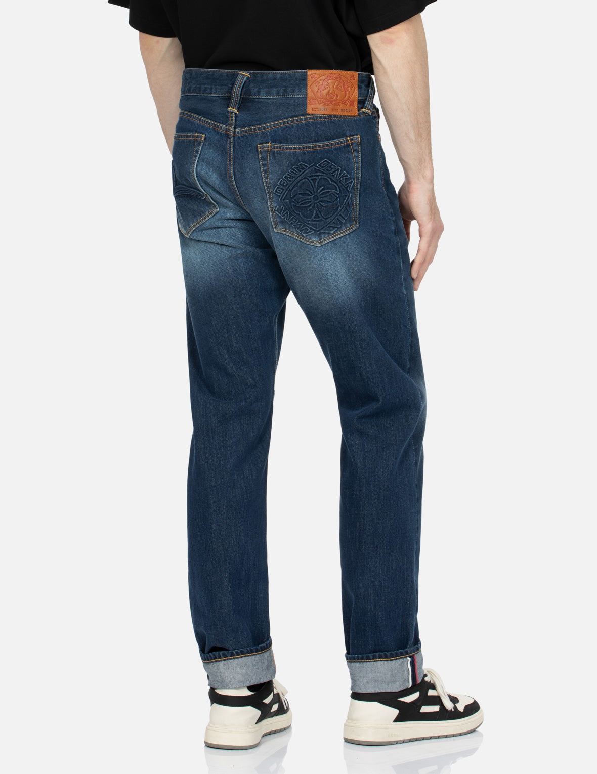 Seagull and Kamon Embossed Carrot Fit Jeans #2017 - 7
