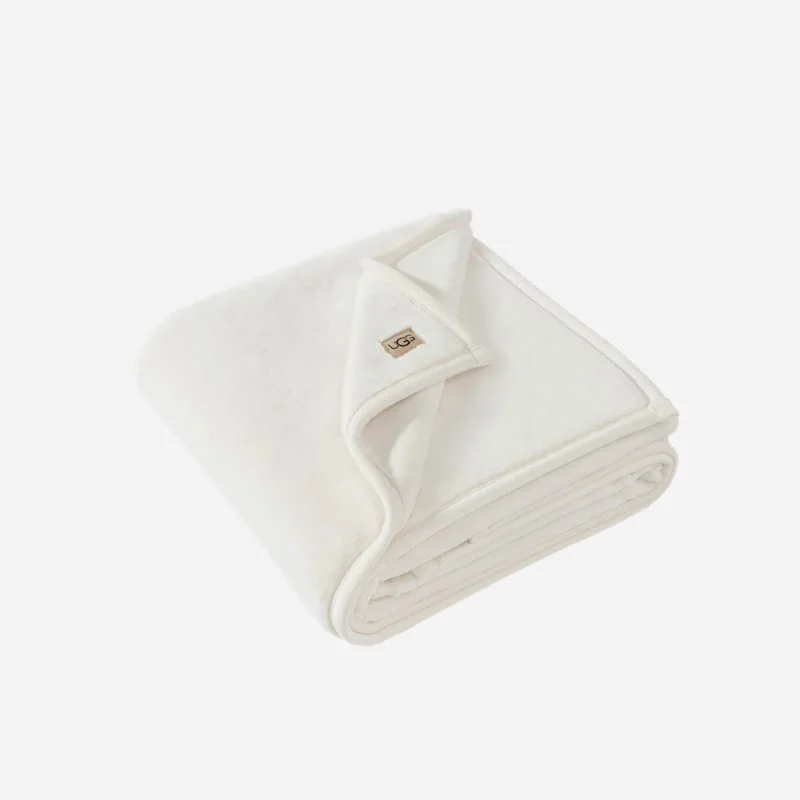 ® Coco Throw 50" x 70" Polyester Blankets in Snow - 1