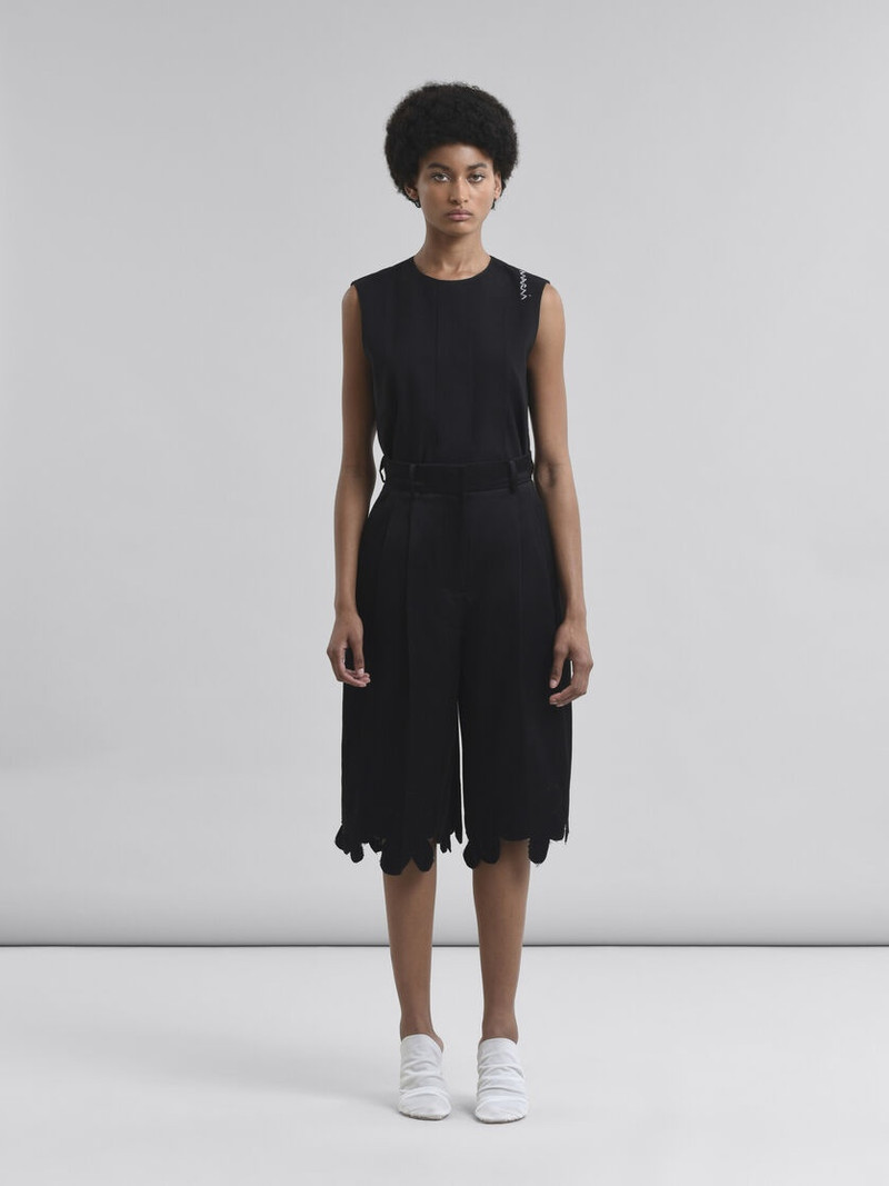 Marni DUCHESS SILK BERMUDA SHORTS WITH SCALLOP CUT HEM outlook