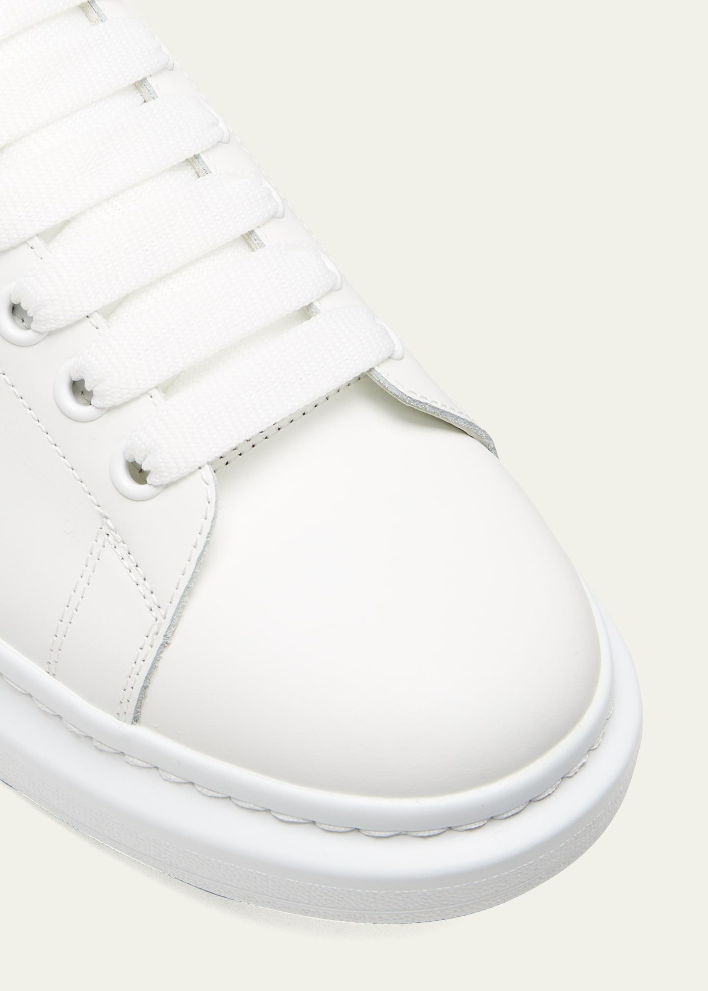Men's Oversized Larry Leather Low-Top Sneakers - 6