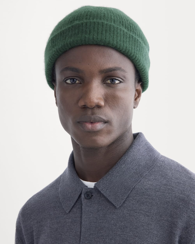 EVERLANE CASHMERE DOCKER BEANIE outlook