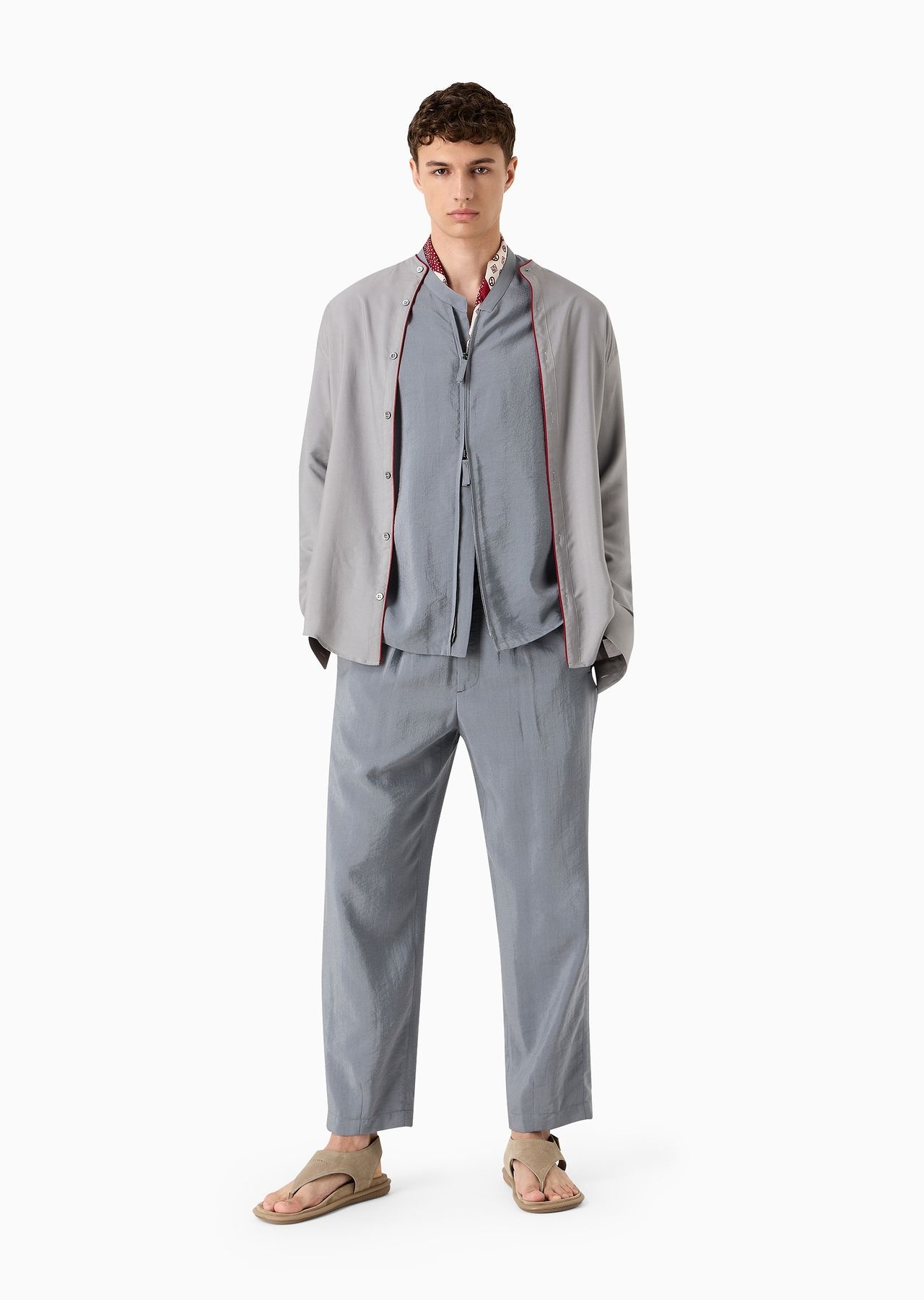 One-dart trousers in a silk-blend twill - 4