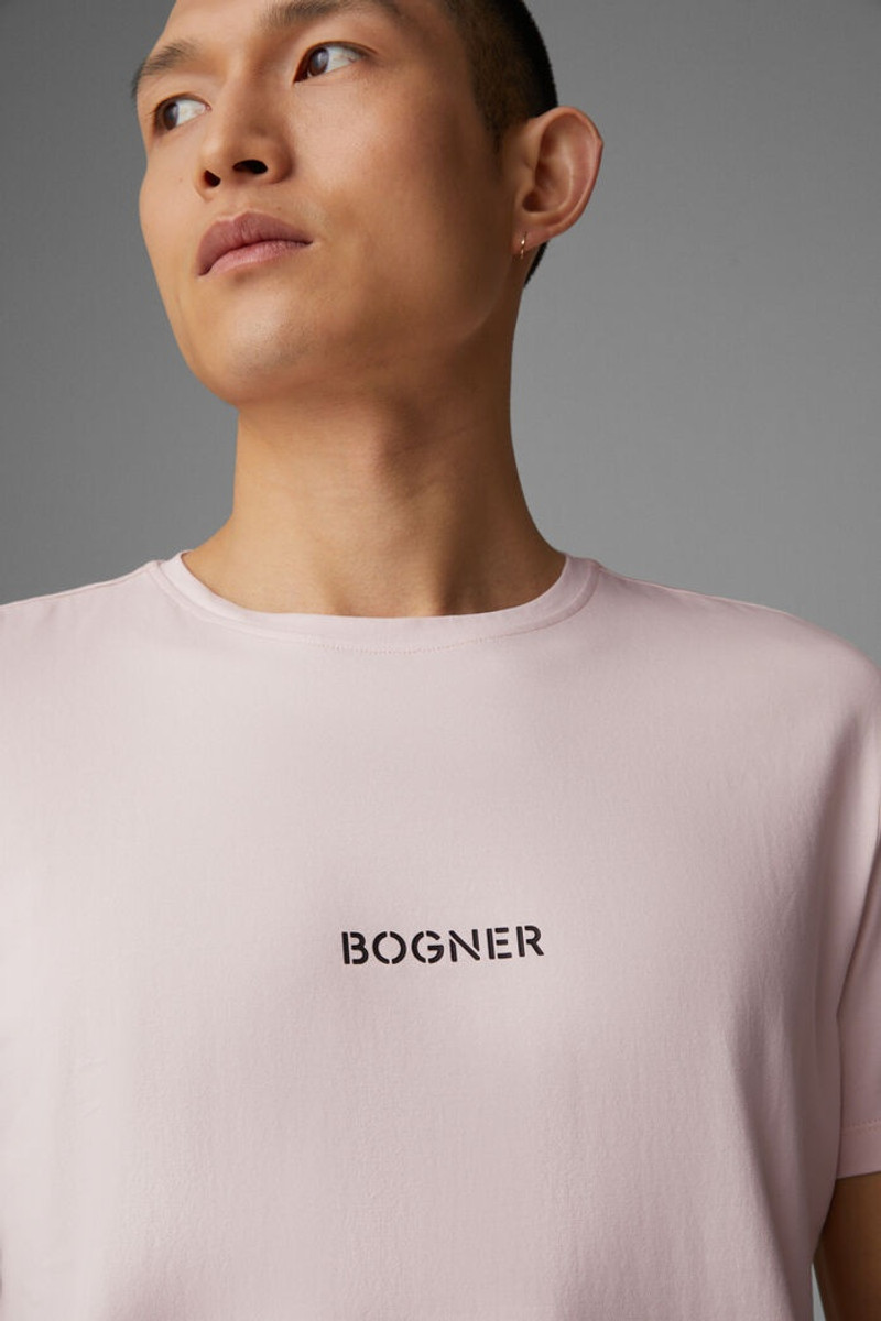 Roc T-shirt in Pink 4