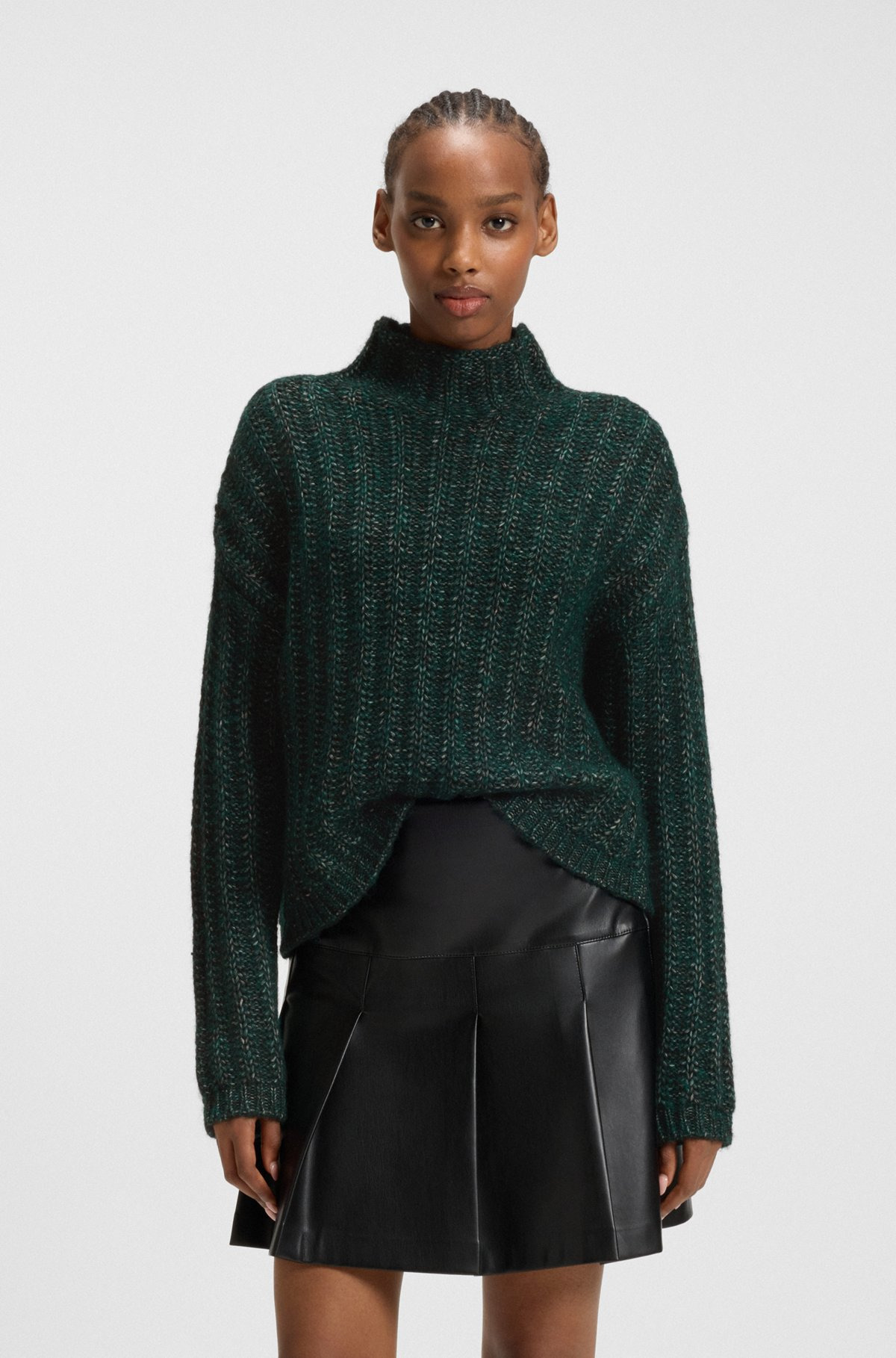 KNITTED SWEATER WITH RIBBED STRUCTURE - 2