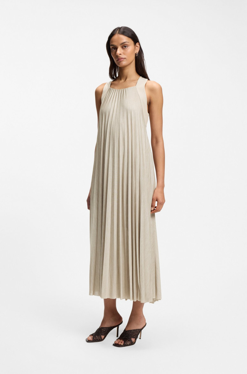 PLISSÉ-PLEAT DRESS WITH HALTERNECK 2