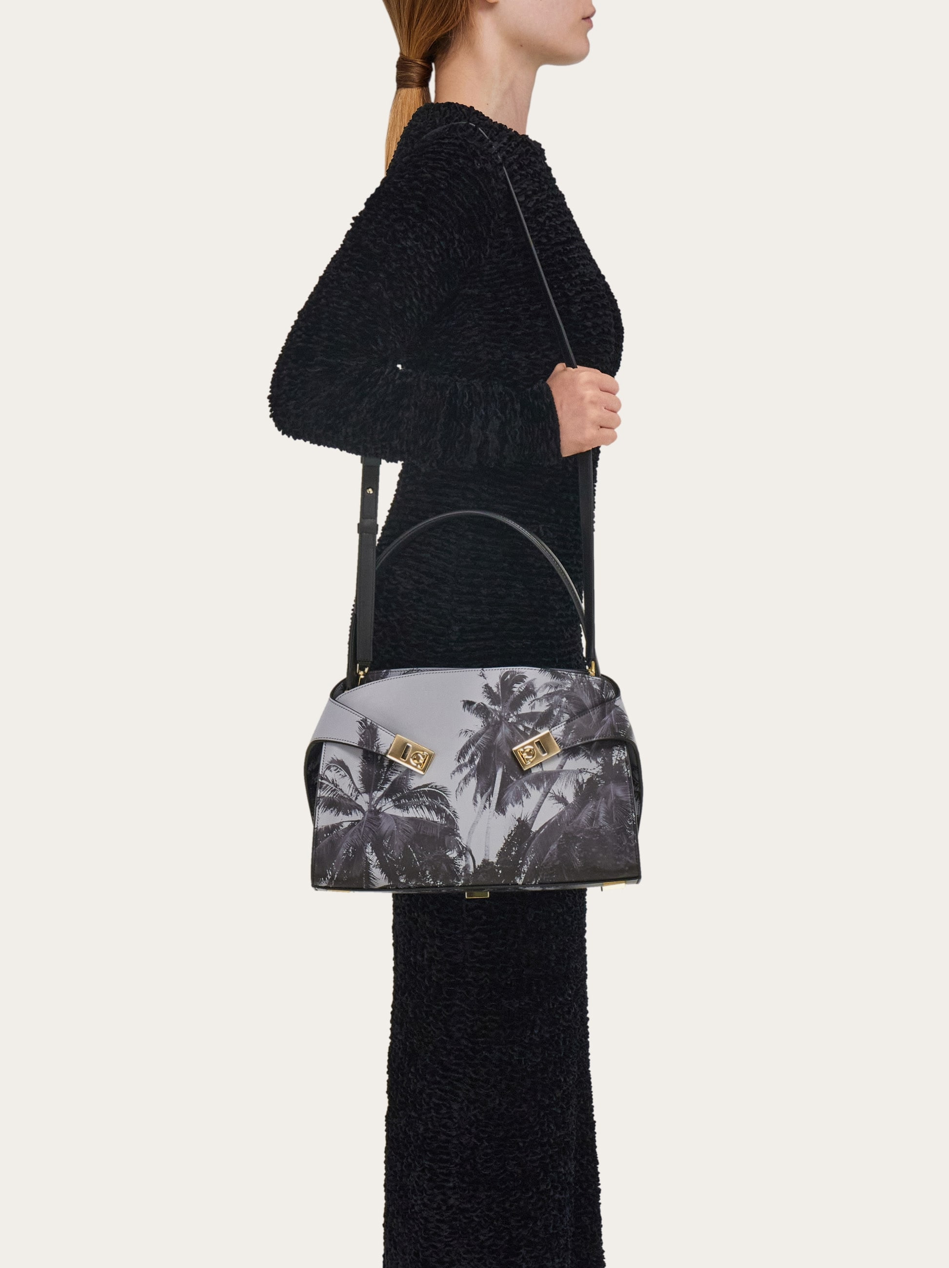 Hug soft shoulder bag (M) - 3