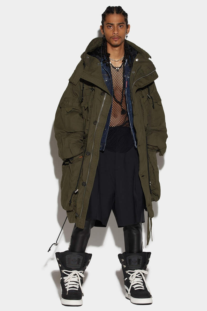 GOTH OVER PARKA 1
