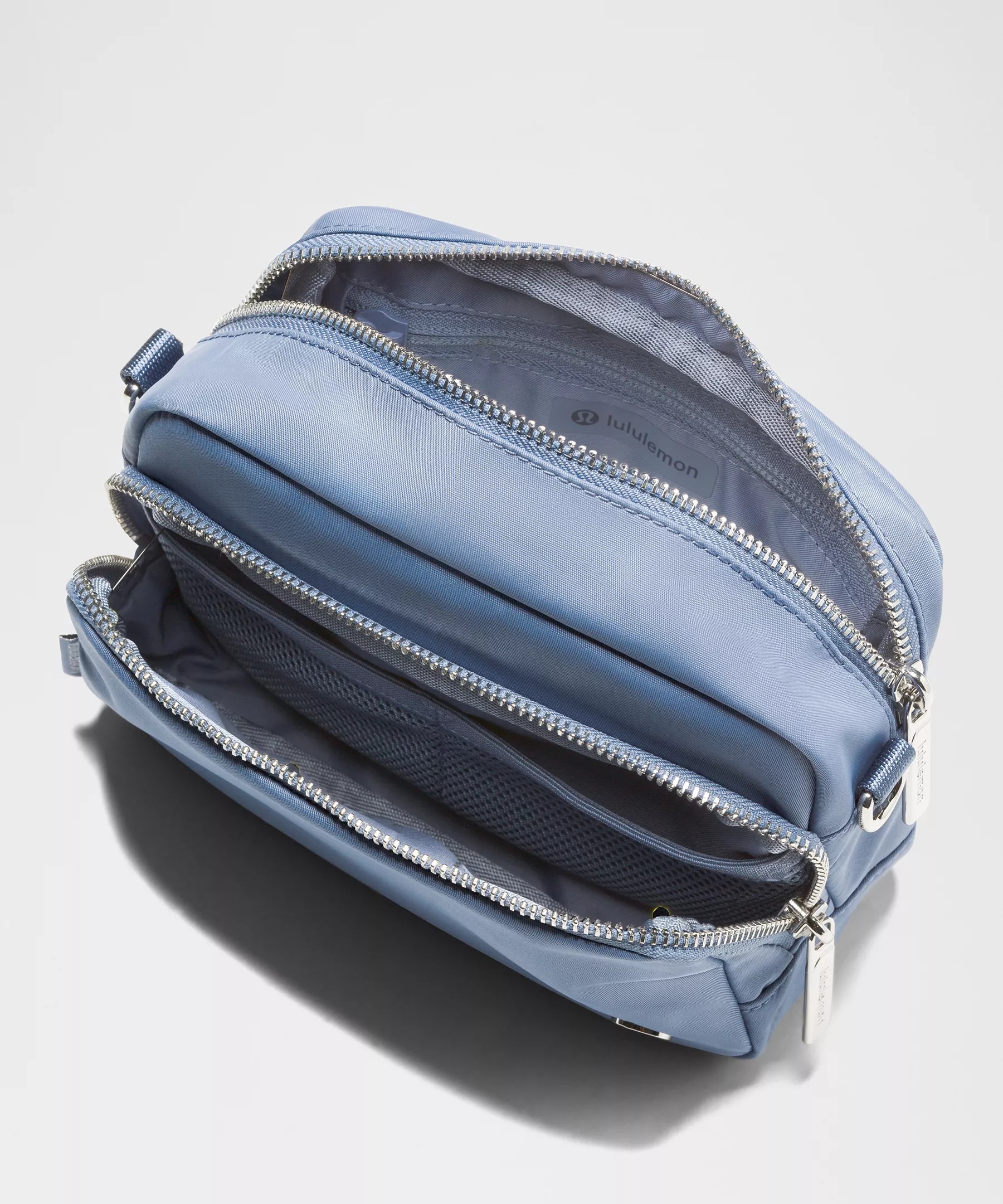 Everywhere Crossbody Bag 2L *Metal Hardware - 4