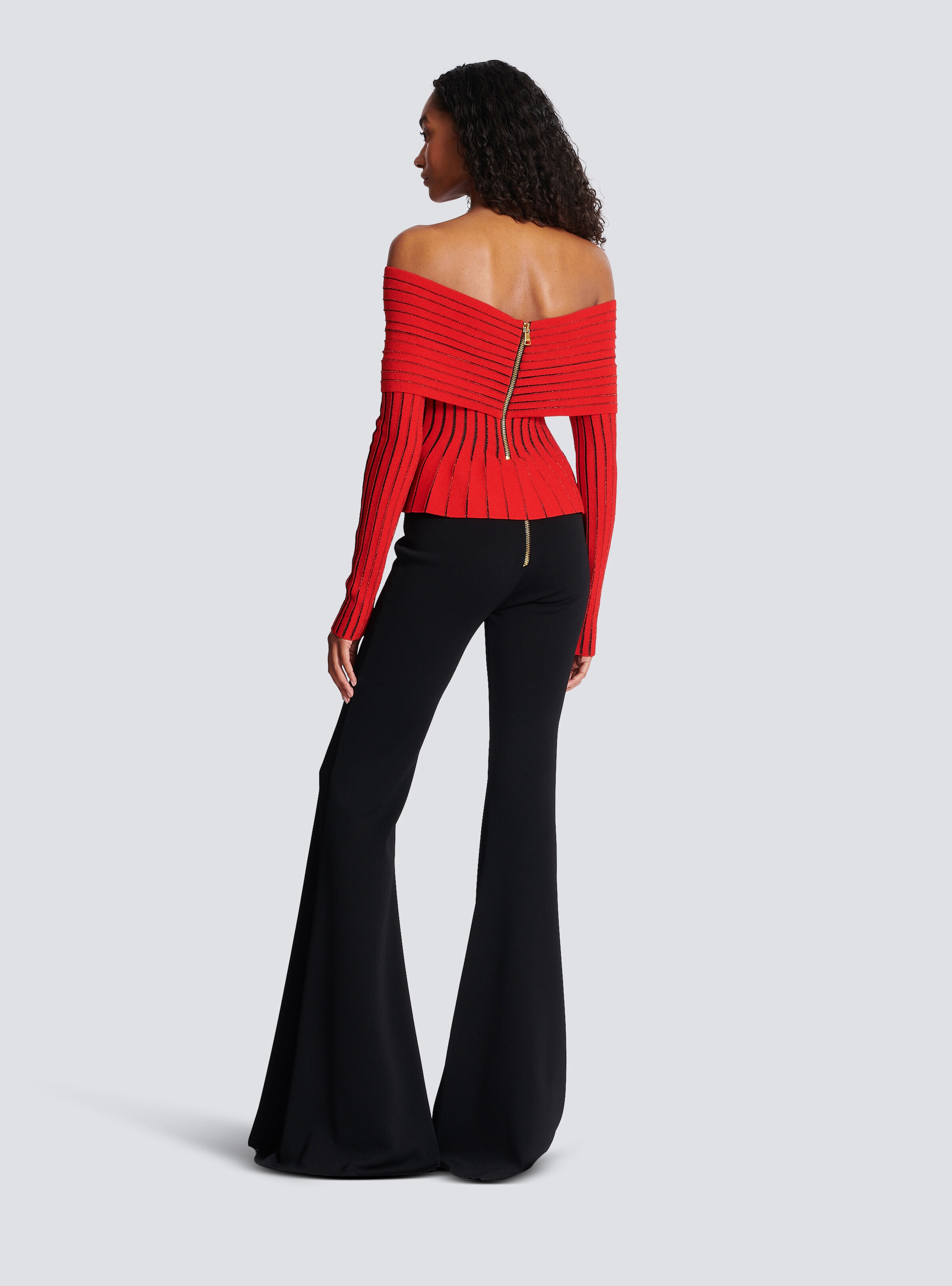 Knotted off-the-shoulder top - 4